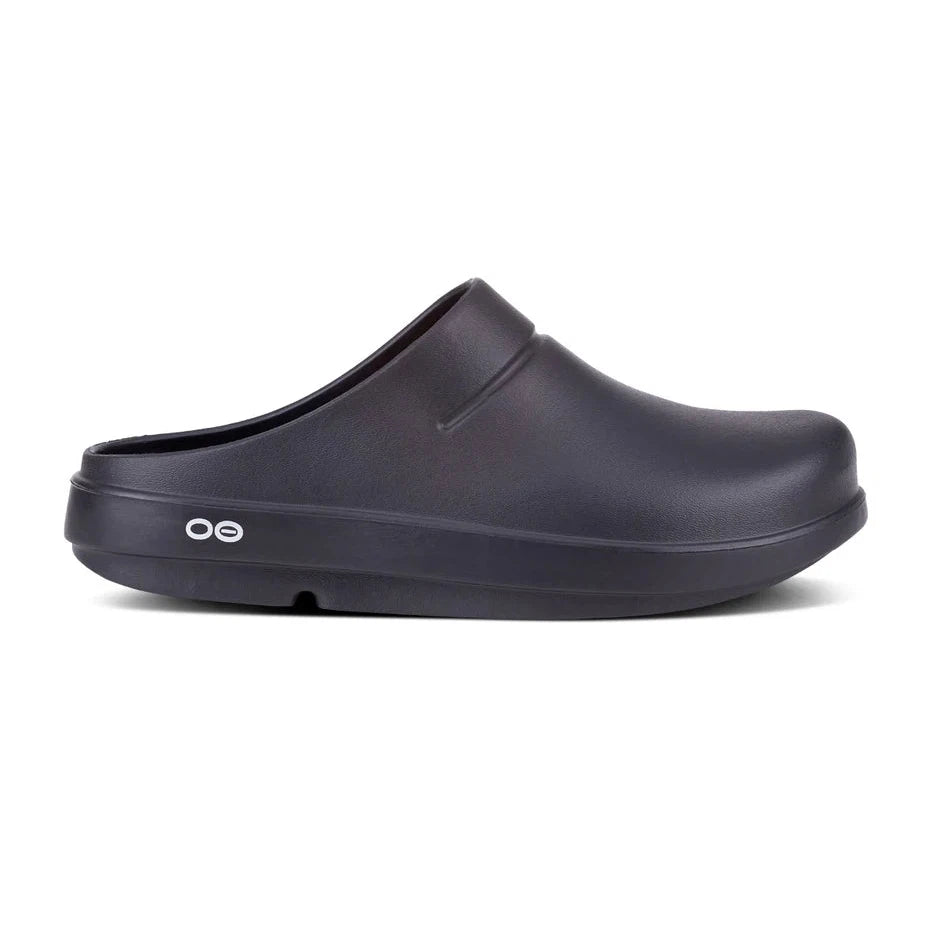 Oocloog Comfortable Slip-Resistant Clogs for Women & Men - Black Non-Slip Garden Shoes for Kitchen, Hospital, Salon & Outdoor Use