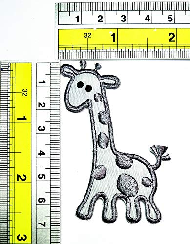 Gray Giraffe Zoo Safari Animal Patch - Cute Cartoon DIY Embroidered Iron-On Applique for Kids & Adults (6-Pack) - Perfect for Clothing, Hats, Backpacks Repair & Craft Projects - Great as Reward Gifts for Children's Parties & School Activities
