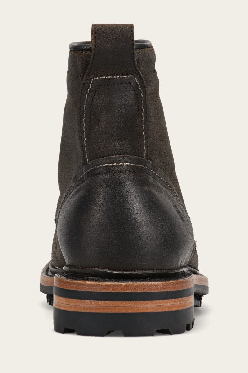 Premium Pre-Owned Hudson Workboot Lug - Durable & Comfortable Work Boots for Construction, Hiking & Outdoor Activities