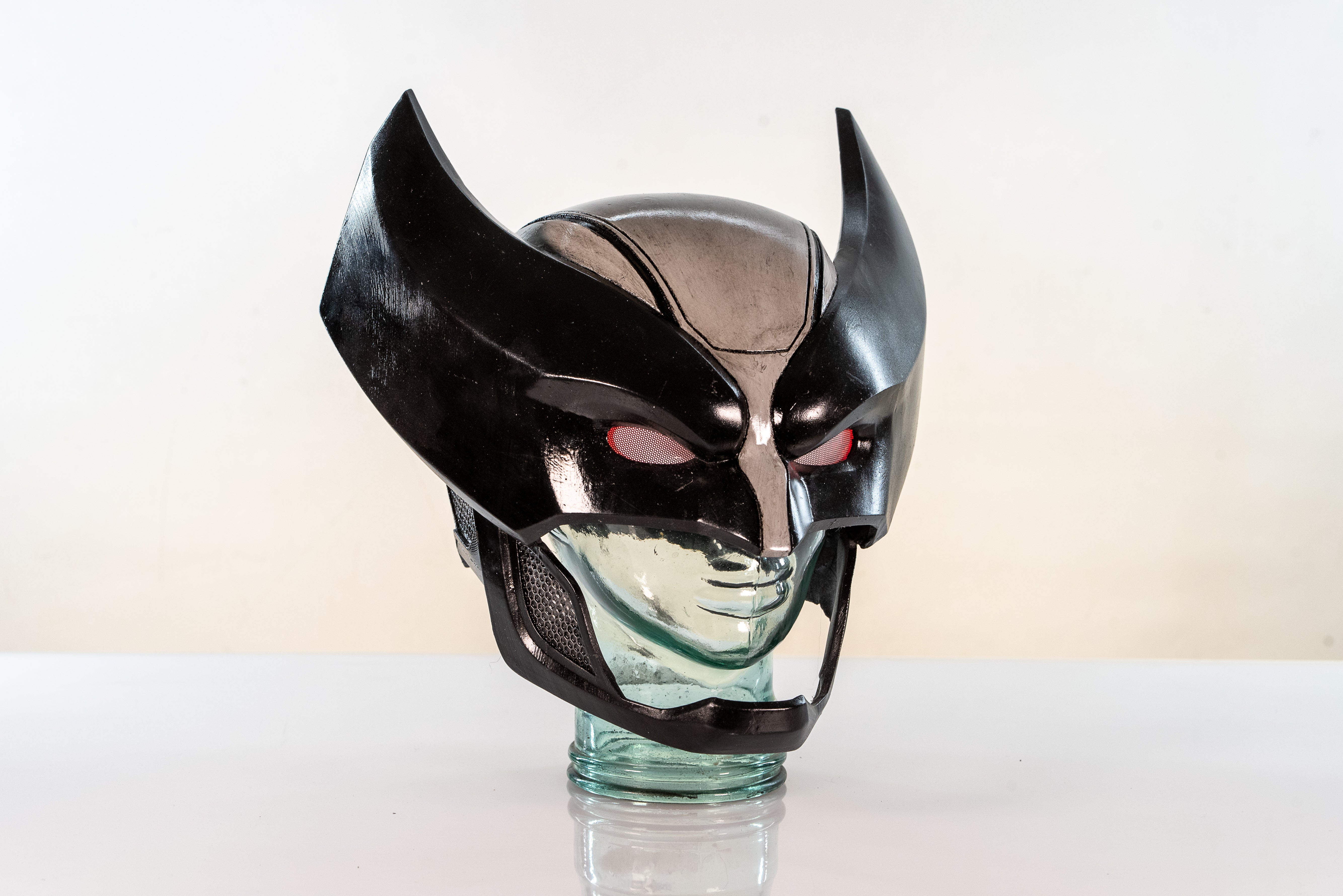 Wolverine Inspired Cosplay Helmet - Marvel X-Men Movie Replica for Halloween Costume, Cosplay Events & Collectible Display