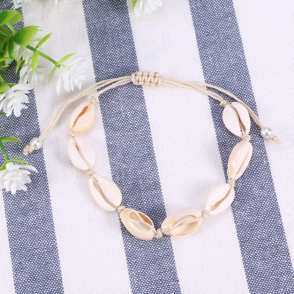 Happyyami Natural Shell Bracelets & Anklets - Adjustable Bohemian Boho Hawaiian Seashell Jewelry for Women & Girls (White) | Perfect for Beach Vacations, Summer Outfits & Boho Fashion Accessories