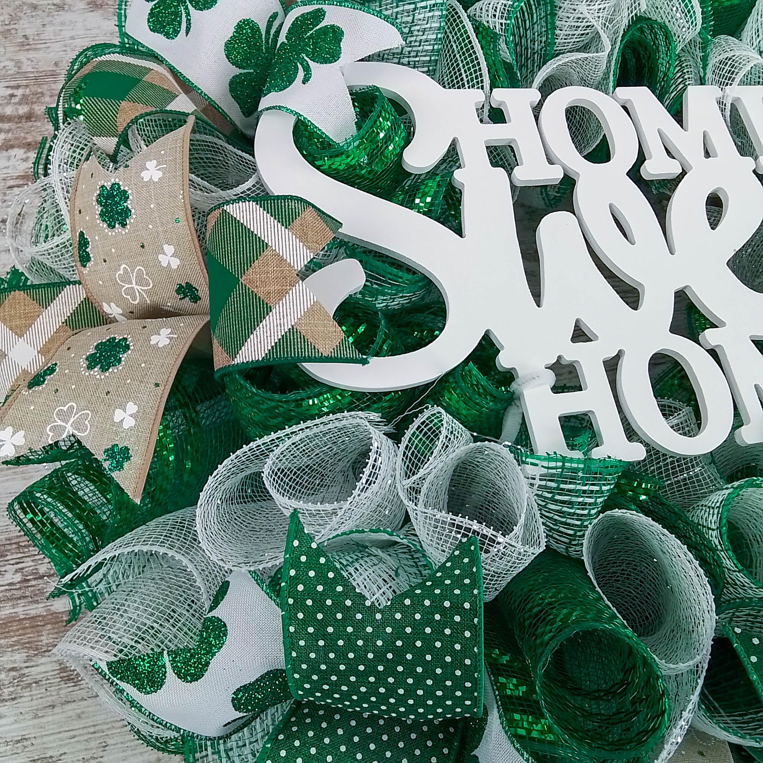 St. Patrick's Day Wreath - Green & White Clover Shamrock Door Hanging Decor for Home - Perfect for Front Door, Wall, Party & Festival Decoration