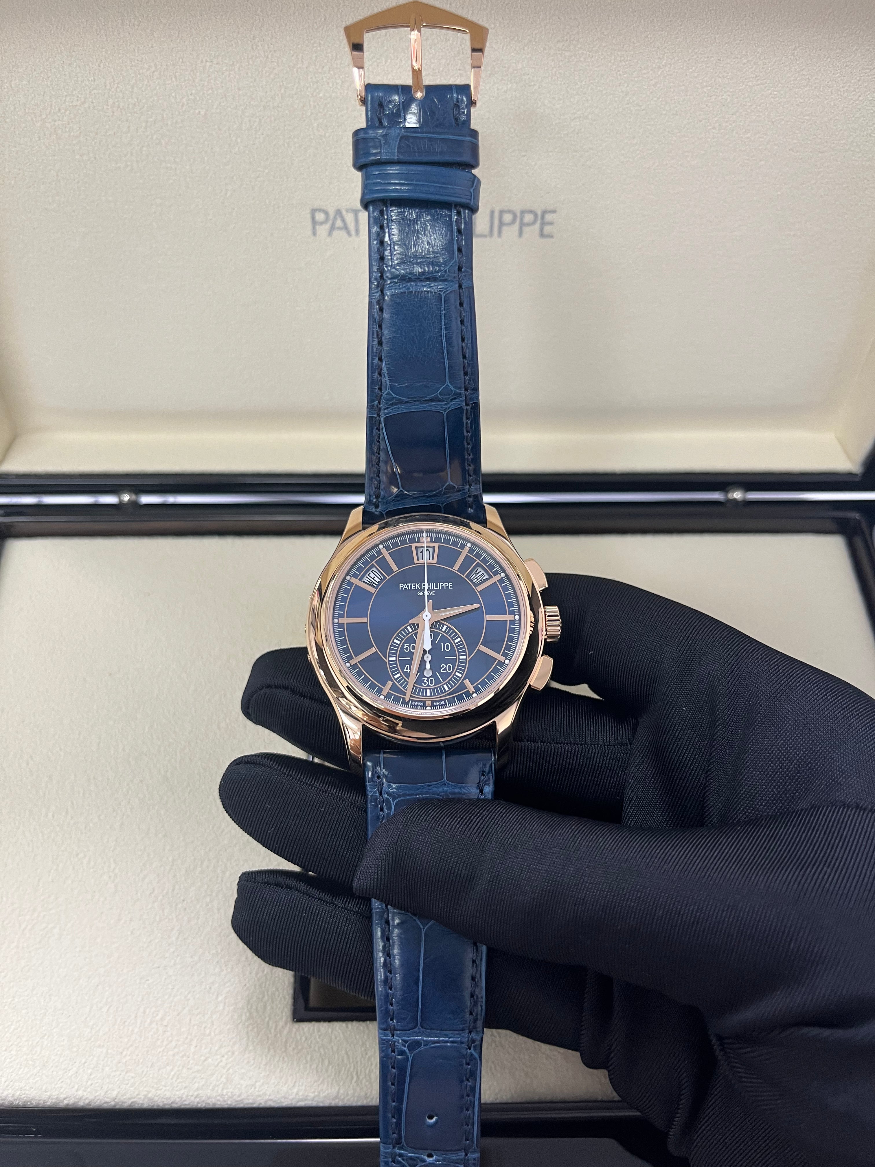 Patek Philippe Annual Calendar Chronograph 5905R-010 Men's Watch - Luxury Rose Gold Blue Dial Automatic Watch for Business & Formal Occasions