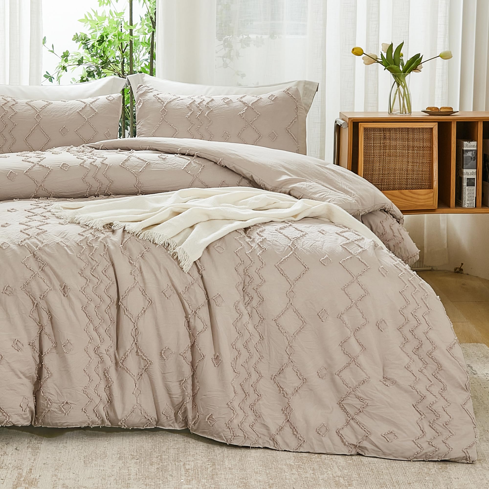 **Andency Khaki Tufted Comforter Set Full (79x90 Inch) - 3 Piece Boho Farmhouse Bedding with Geometric Design, Microfiber Down Alternative - Perfect for Cozy Bedrooms & Guest Rooms**