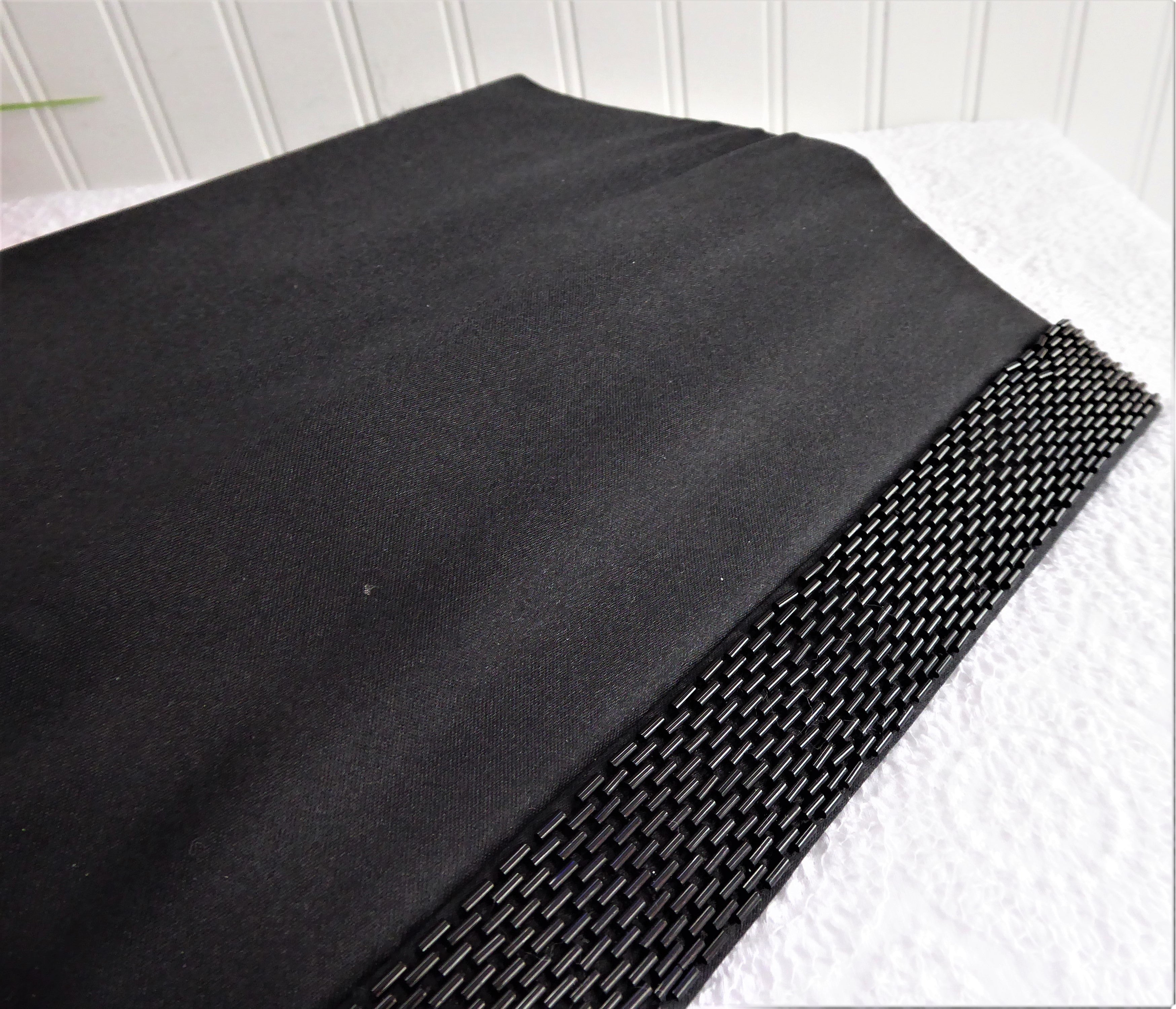 Vintage 1990s Black Beaded Evening Clutch Purse - Elegant Shoulder Bag for Tea Party, Wedding & Formal Events