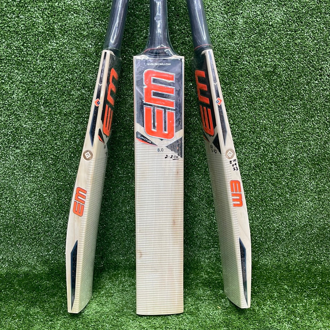 EM Quantum 8.0 English Willow Cricket Bat - Premium Grade Cricket Equipment for Professional Players | Perfect for Matches, Training & Outdoor Sports