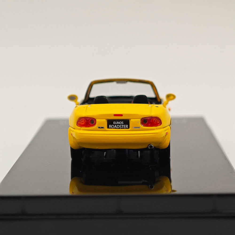 1/64 Scale Mazda Eunos Roadster NA6CE Diecast Model Car with Tonneau Cover - Limited Edition Yellow HJ642025BY - Collectible Hobby Japan Toy for Car Enthusiasts & Gift Ideas - Perfect for Display, Racing Scenes & Diecast Collections