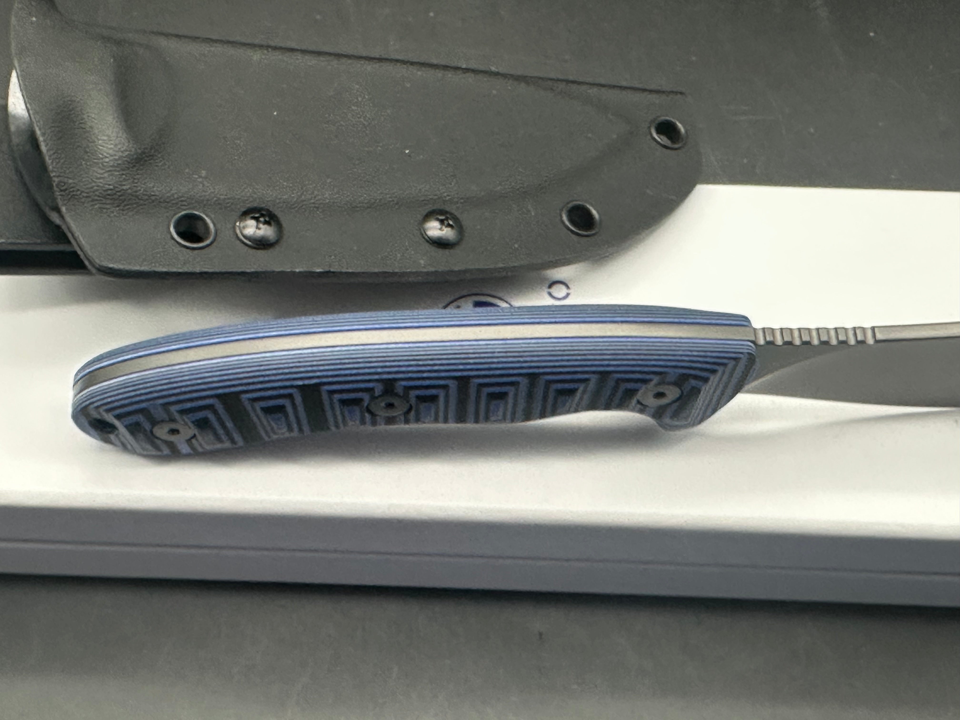 FINTISO NAZAR Black Blue 4.24