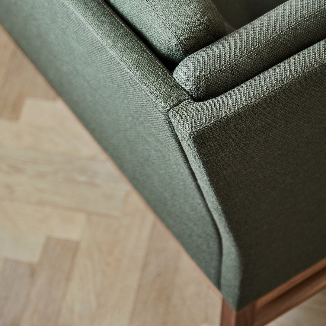 Erik Jørgensen EJ315 3-Seater Modern Sofa - Luxury Scandinavian Design for Living Room, Lounge & Office Spaces