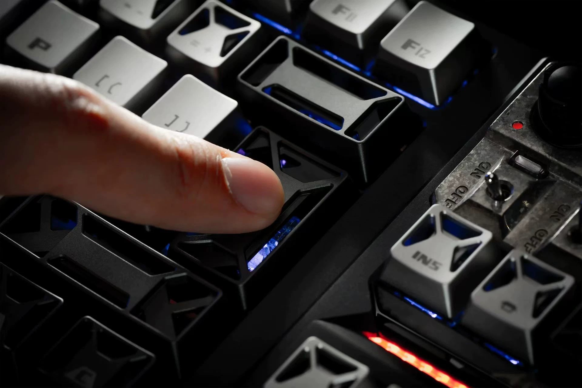 Premium Aluminum Alloy Metal Keycap Set - N² Neural Node Design for Mechanical Keyboards | Customizable & Durable Gaming & Typing Accessory for PC, Mac, Laptop (Perfect for Gamers, Programmers & Office Work)