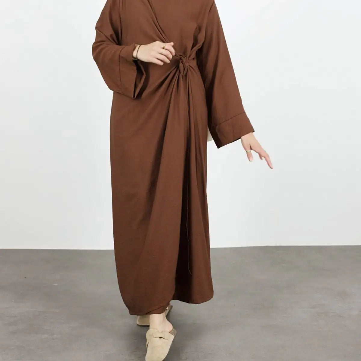 Elegant Wrinkle-Resistant Lace-Up Abaya Dress for Women - Modest Islamic Fashion for Prayer, Wedding & Special Occasions