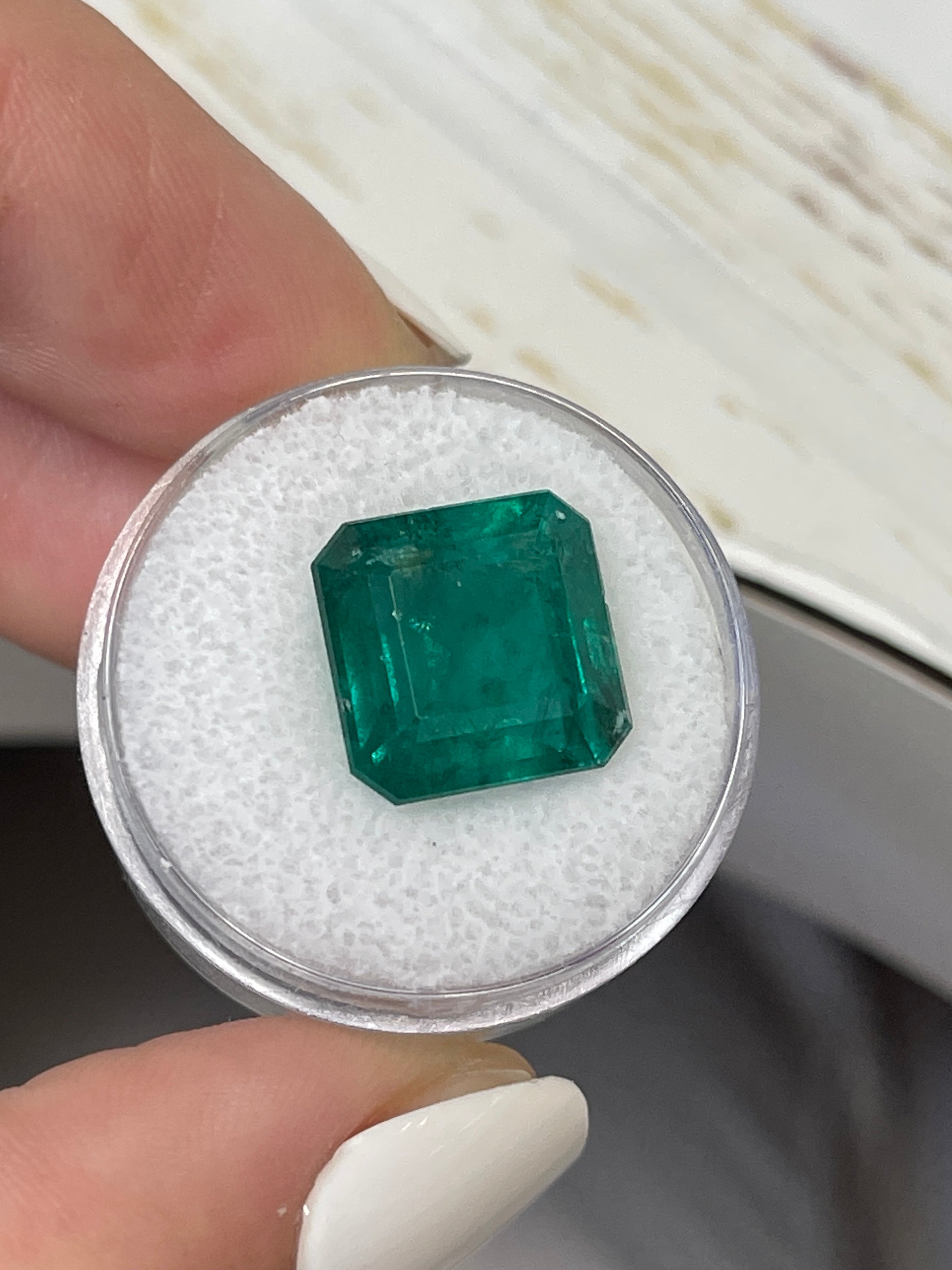 10.01 Carat Vivid Dark Green Natural Zambian Emerald - Asscher Cut Loose Gemstone for Jewelry Making, Engagement Rings & Collector's Pieces