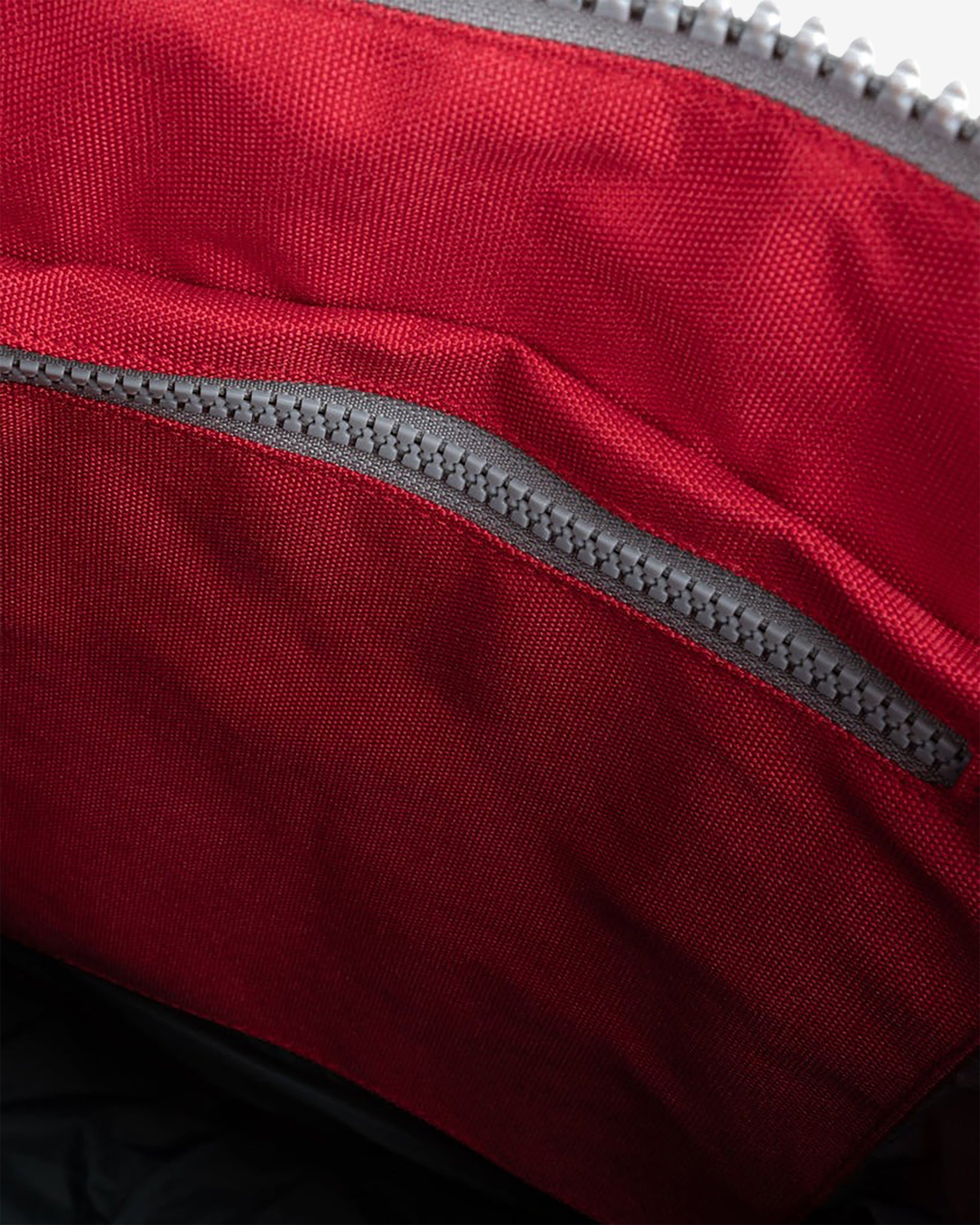 Roka Bantry B Mars Red Small Backpack - Lightweight Travel Daypack for Hiking, Commuting & School - Water-Resistant & Durable