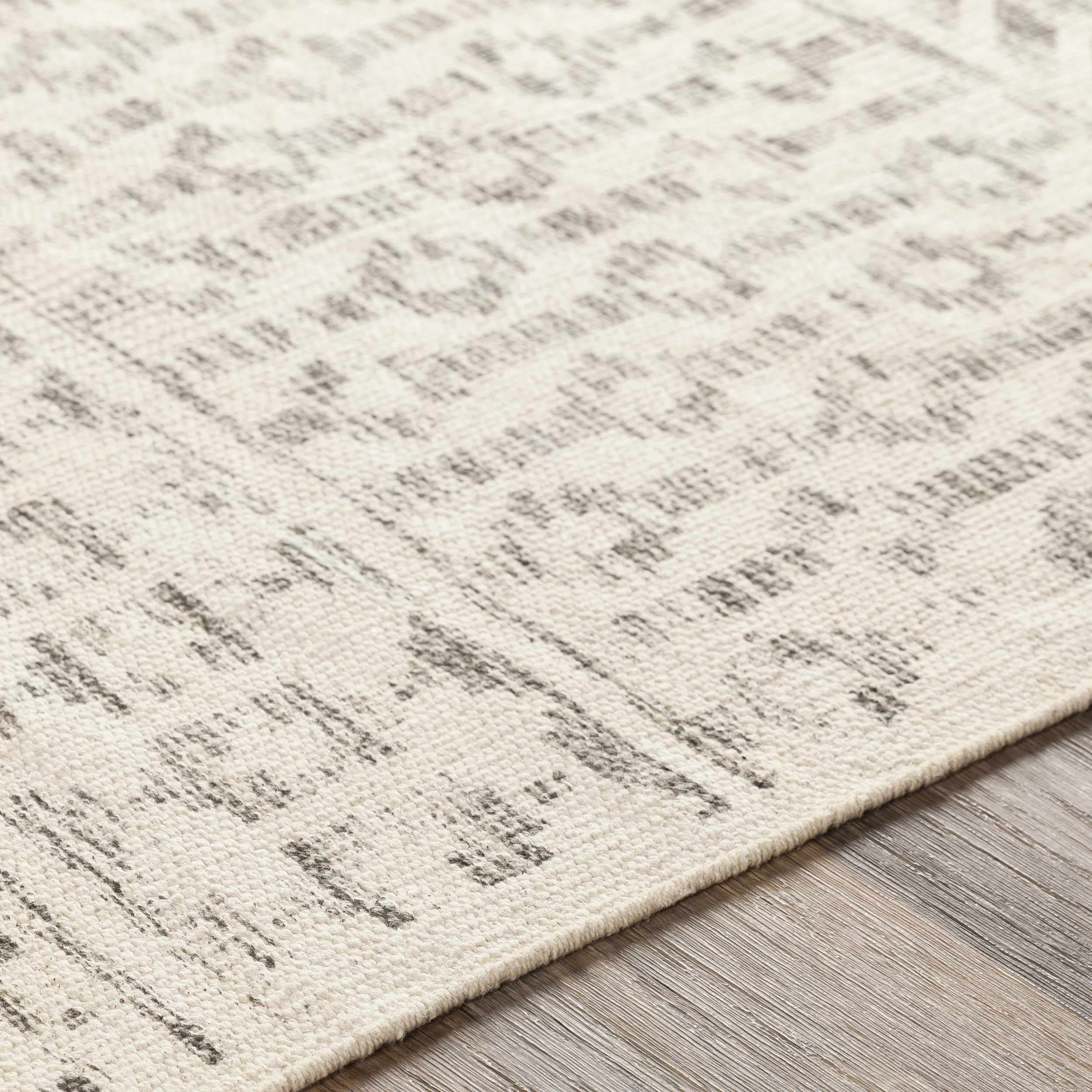 Hauteloom Valyermo Handwoven Moroccan Area Rug 5'3