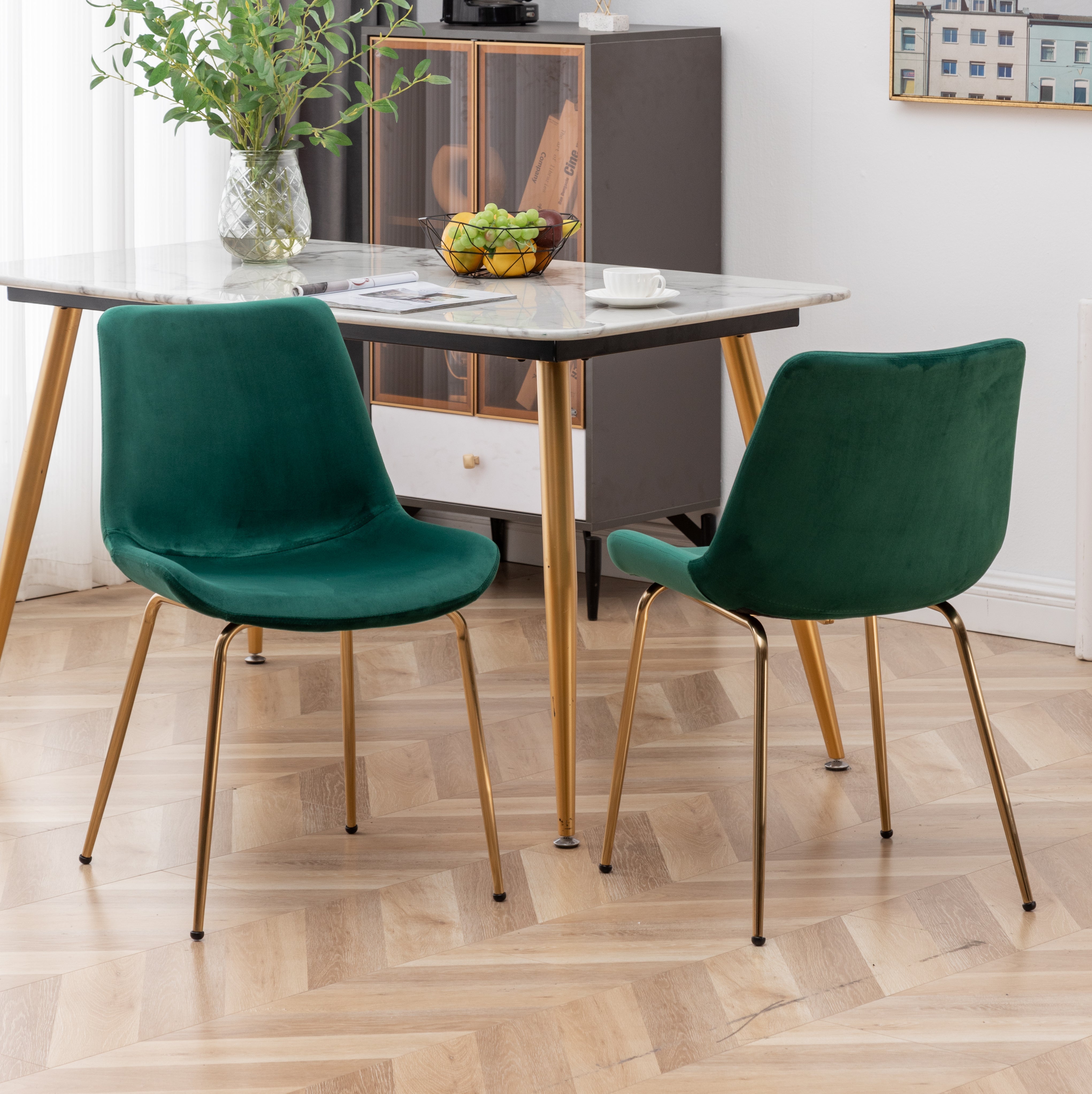 Roundhill Furniture Aufurr Modern Velvet Dining Chairs - Set of 2, Emerald Green Upholstered Side Chairs for Dining Room, Kitchen, or Home Office - Comfortable & Stylish Seating Solution