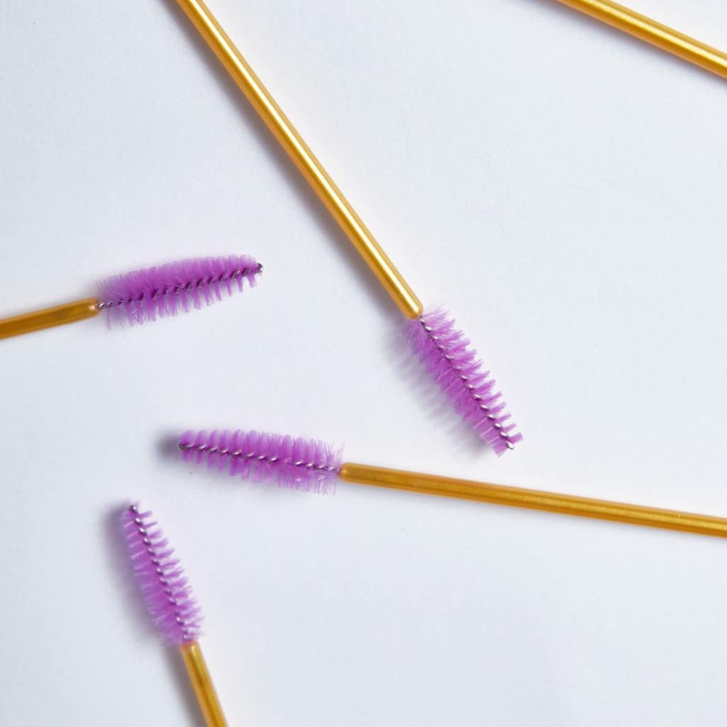 50 Pcs Disposable Eyelash Brush Mascara Spoolie Wands - Gold Design (Purple Pink) for Lash Extensions, Eyelash Lift & Eyebrows - Professional Makeup Artist Tools for Salon & Home Use