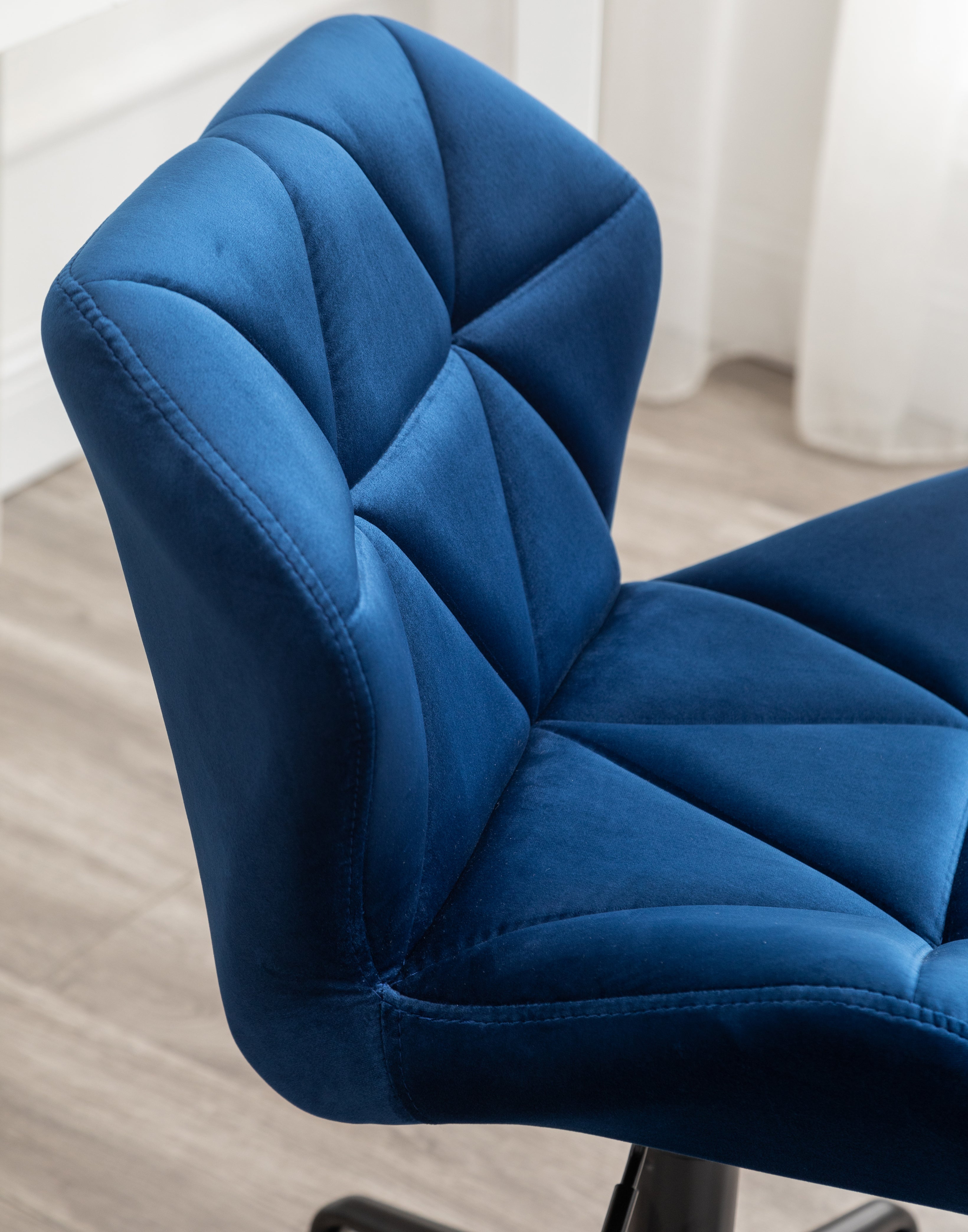 Roundhill Furniture Eldon Diamond Tufted Adjustable Swivel Office Chair - Ergonomic Executive Desk Chair with Lumbar Support for Home & Office Workspace