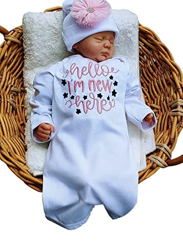 Newborn Baby Girl Coming Home Outfit Set - Hello I'm New Here Layette Gown & Beanie - Soft Cotton 0-3 Months - Perfect Baby Shower Gift in Pink & Navy - Ideal for Hospital Photos & First Outing