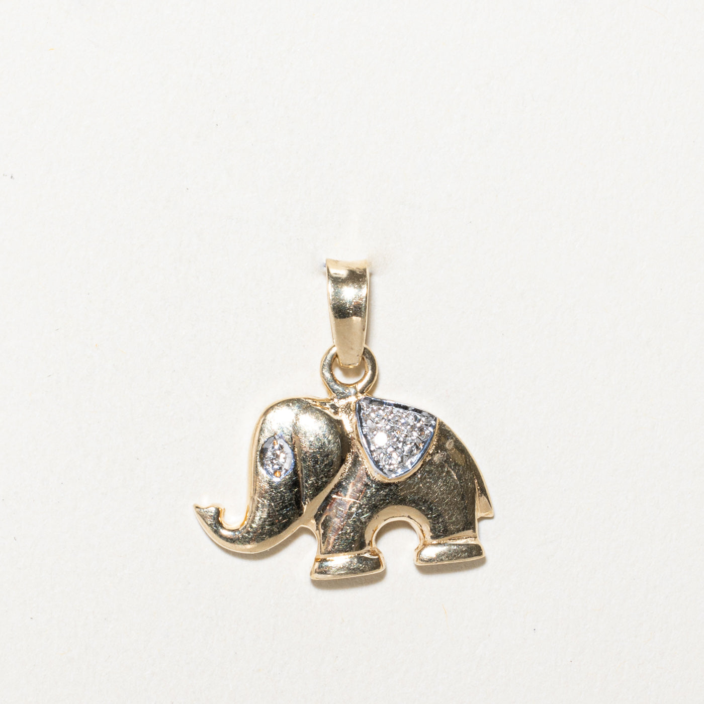 0.07ctw Diamond Elephant Pendant Necklace - Elegant Jewelry Gift for Women, Perfect for Birthday, Anniversary & Special Occasions