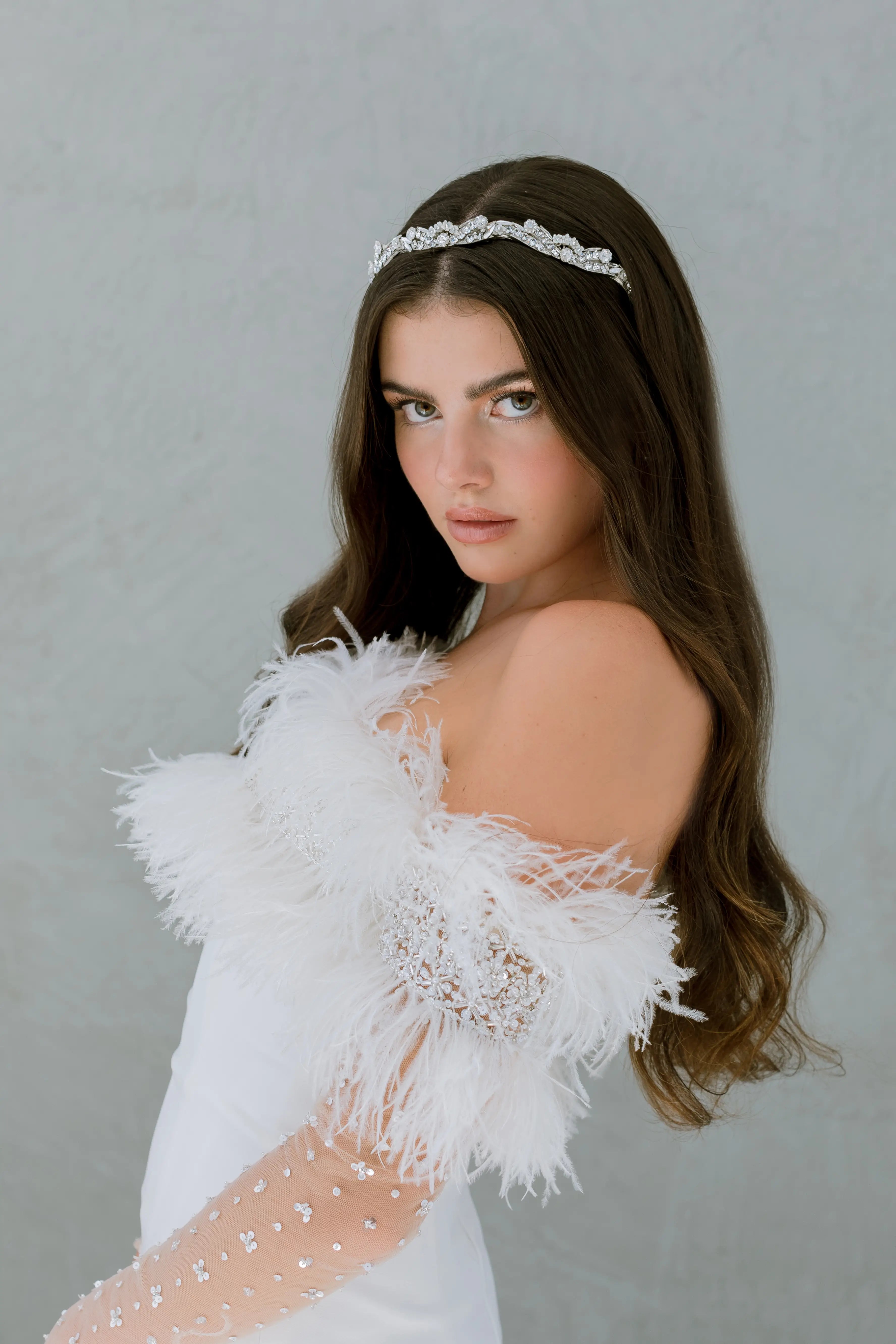Reverie Crown - Elegant & Stylish Hair Accessory for Women | Perfect for Weddings, Parties & Special Occasions