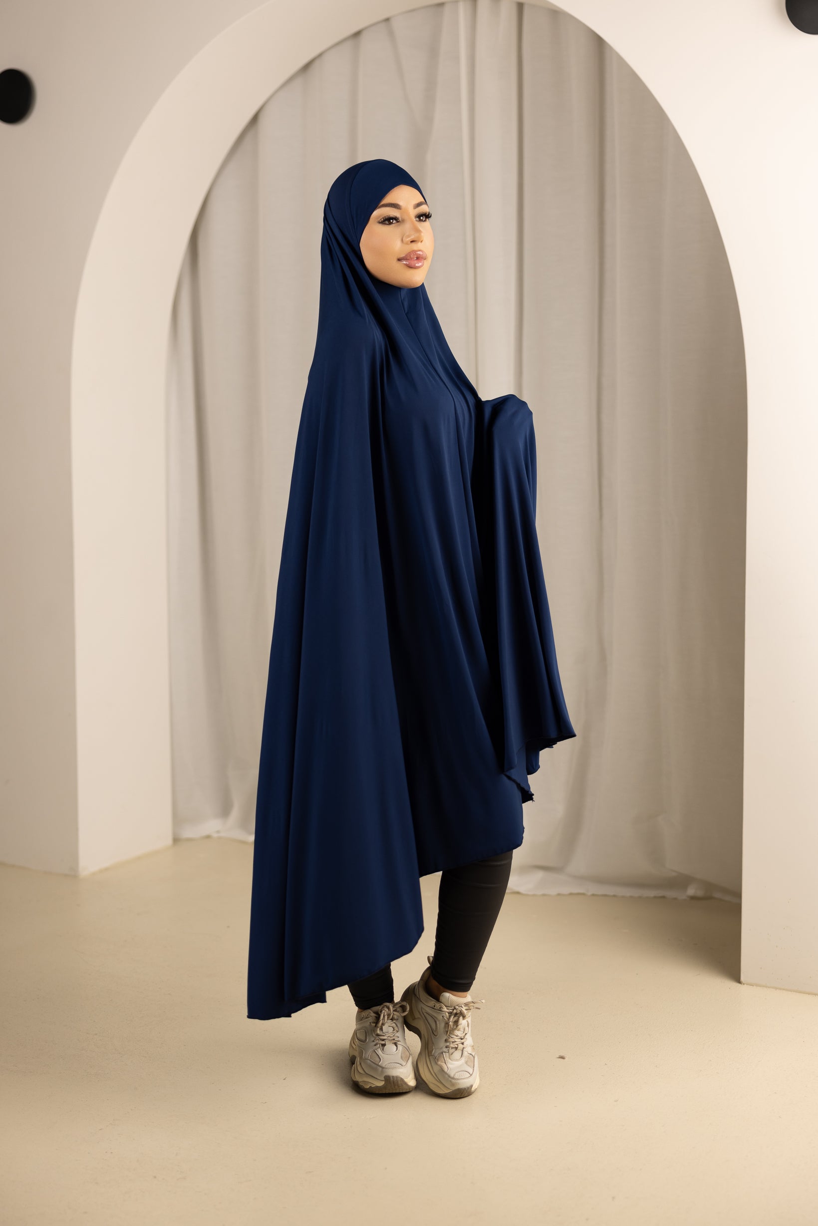 Stylish Jilbab with Cap in Beautiful Shades of Blue - Perfect for Prayer, Modest Fashion & Everyday Wear