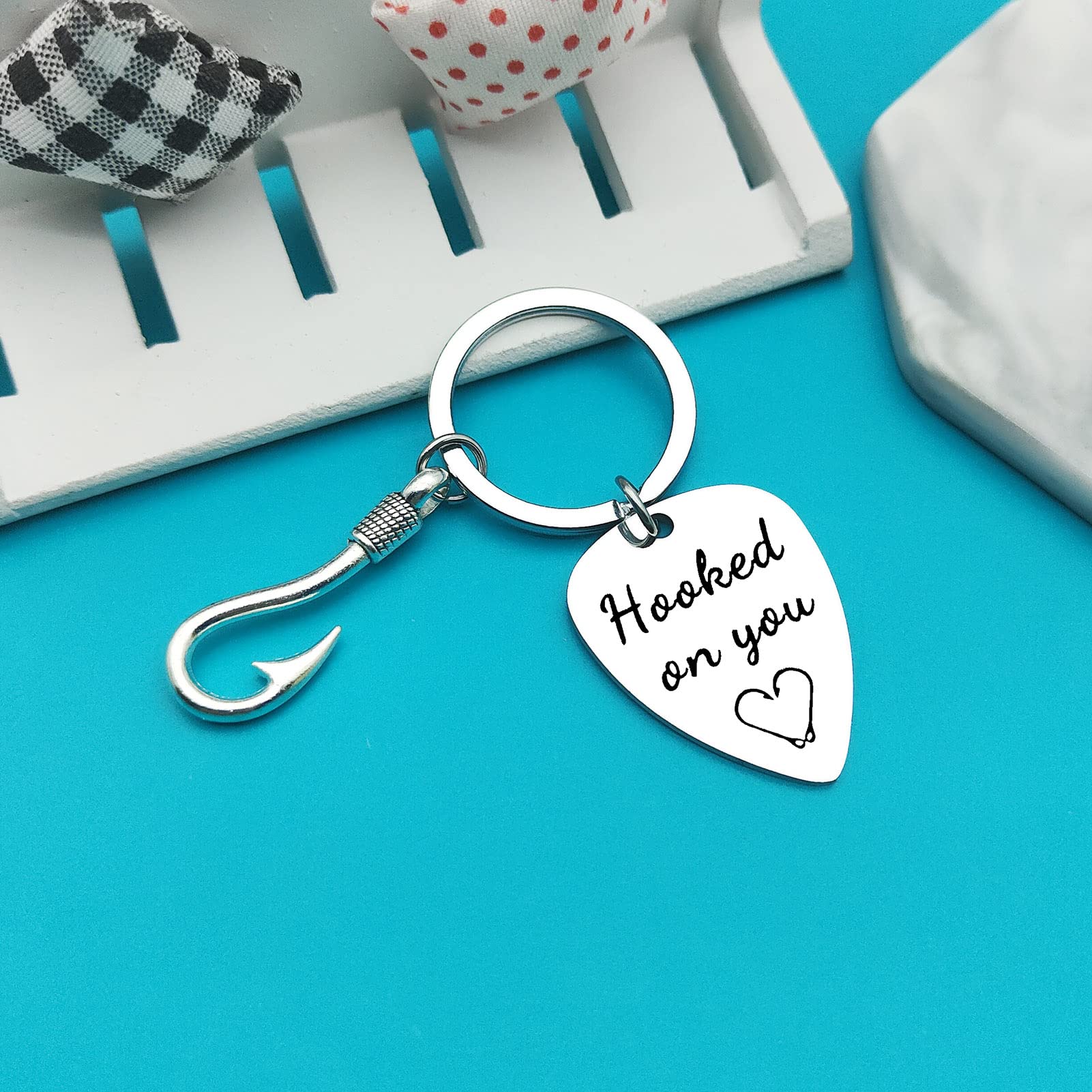 Hooked On You Keychain - Romantic Gifts for Boyfriend, Fiance, Husband - Christmas, Birthday, Valentine's Day, Anniversary, Father's Day Presents - Perfect for Couples, Long Distance Relationships & Special Occasions