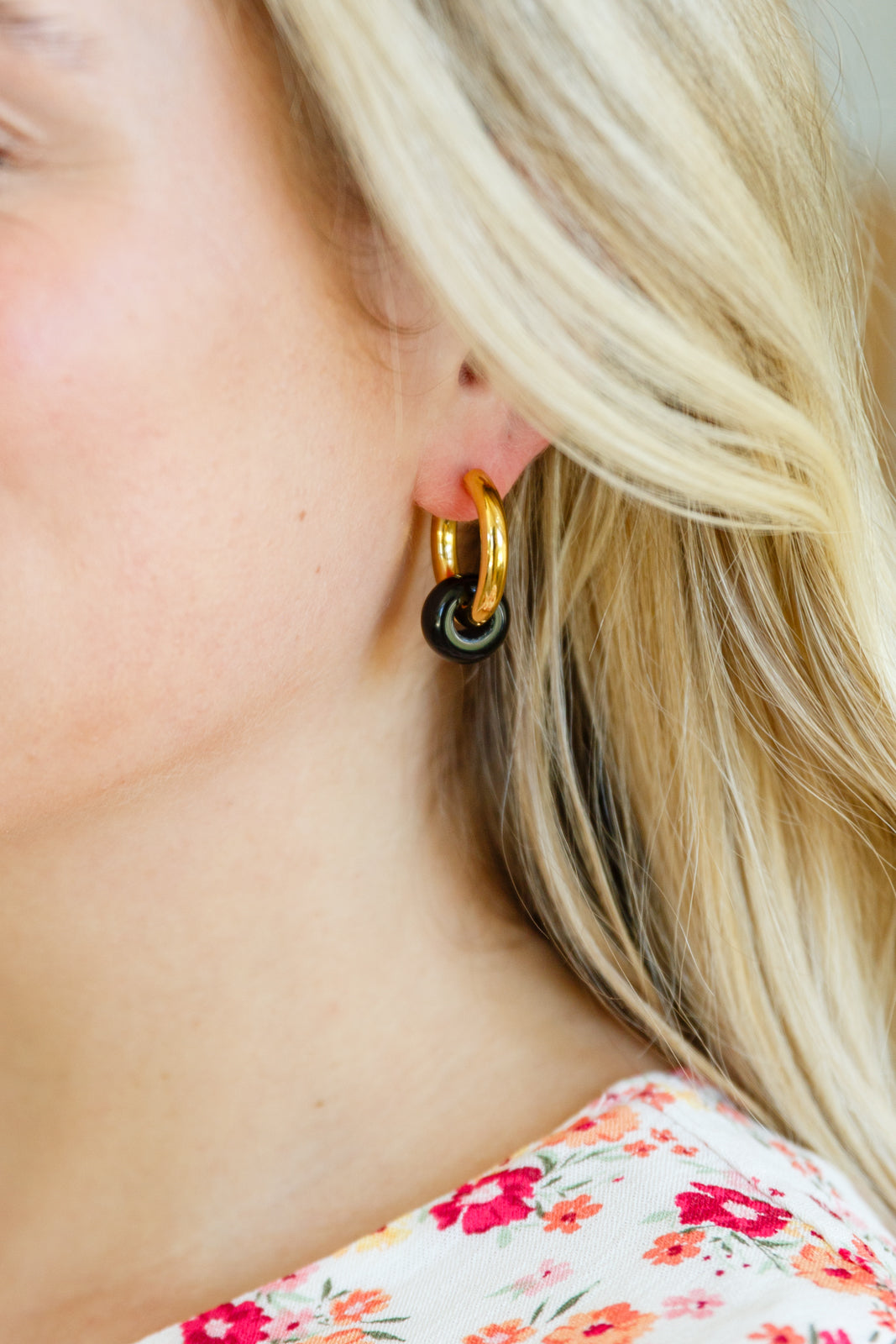 Dark Drops Beaded Huggie Earrings for Women - Minimalist Gold Hoop Earrings with Beaded Detail - Perfect for Everyday Wear, Date Night & Special Occasions