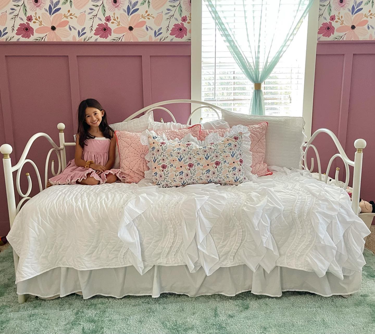 Kemmy Quilt 3-Piece Bedding Set - Soft & Cozy Queen/King Size Comforter Set with Pillow Shams - Perfect for Bedroom, Guest Room & Cozy Home Decor
