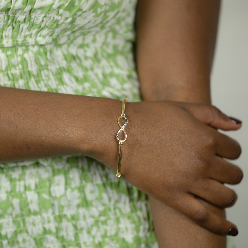 9Ct Gold Bangle Bracelet for Women - Elegant 9 Karat Solid Gold Jewelry Gift for Her - Perfect for Weddings, Anniversaries & Special Occasions