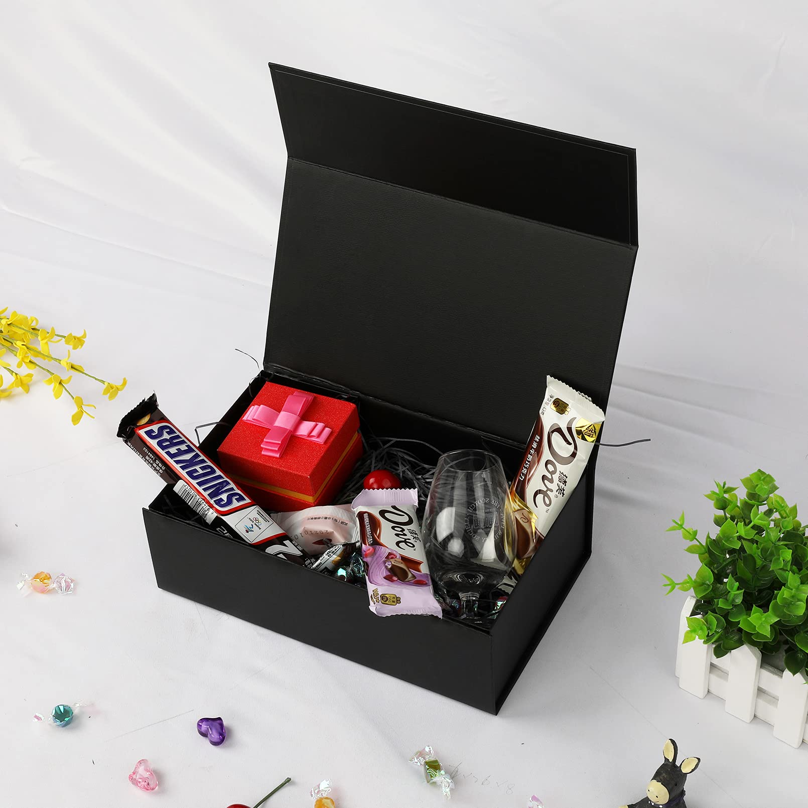 Premium Magnetic Closure Gift Box 12