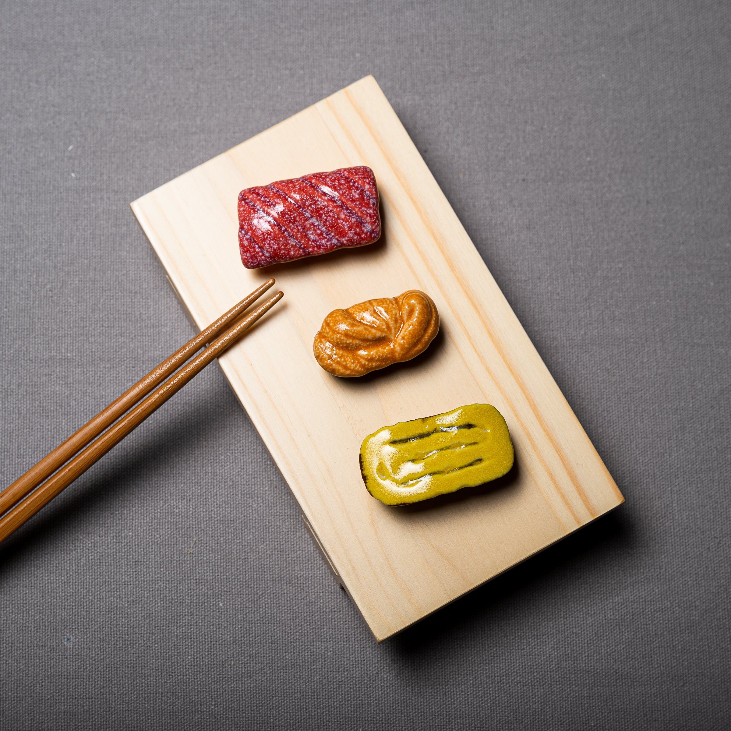 Premium Sushi Chopstick Rest - Elegant Single Nigiri Holder for Japanese Dining, Sushi Parties & Asian Cuisine Decor