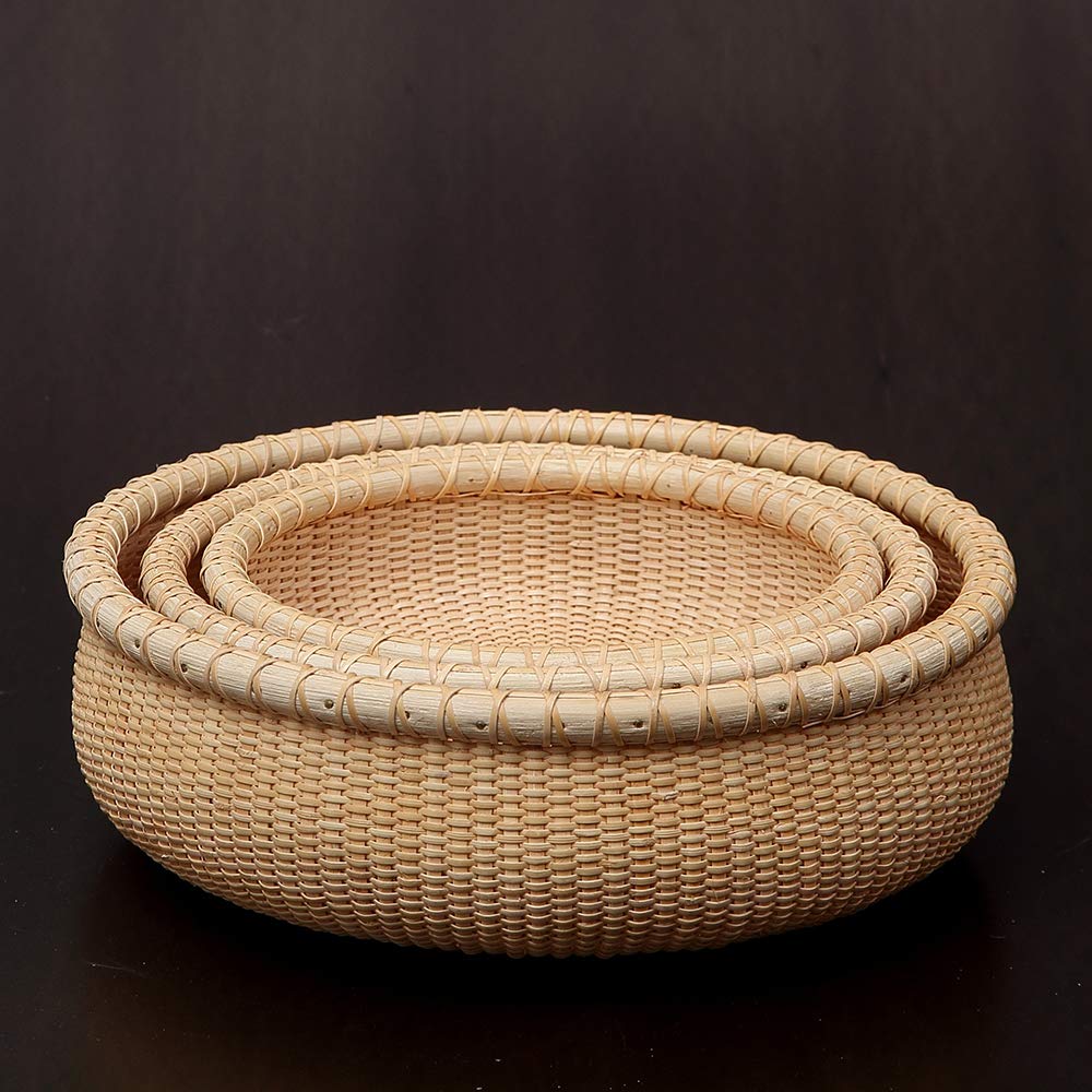 Handmade Rattan Fruit Basket - Round Woven Serving Tray for Bread, Cake & Kitchen Counter | Natural Rattan Desktop Organizer | Perfect for Breakfast, Tea Parties & Home Decor