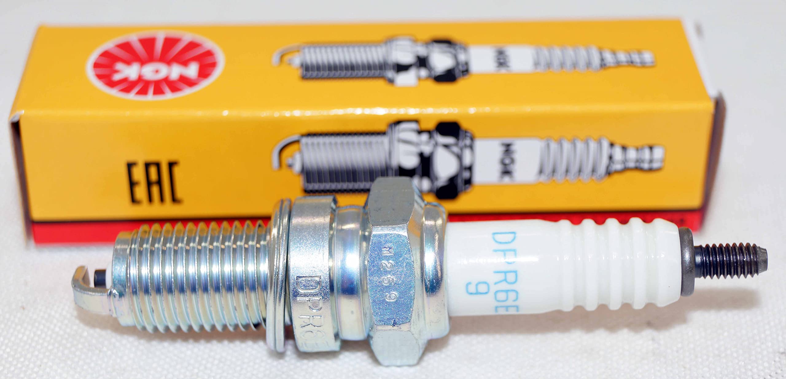 NGK DPR6EA-9 5531 P Spark Plug - High Performance Replacement for Cars, Trucks & Motorcycles - Perfect for Engine Maintenance & Tuning