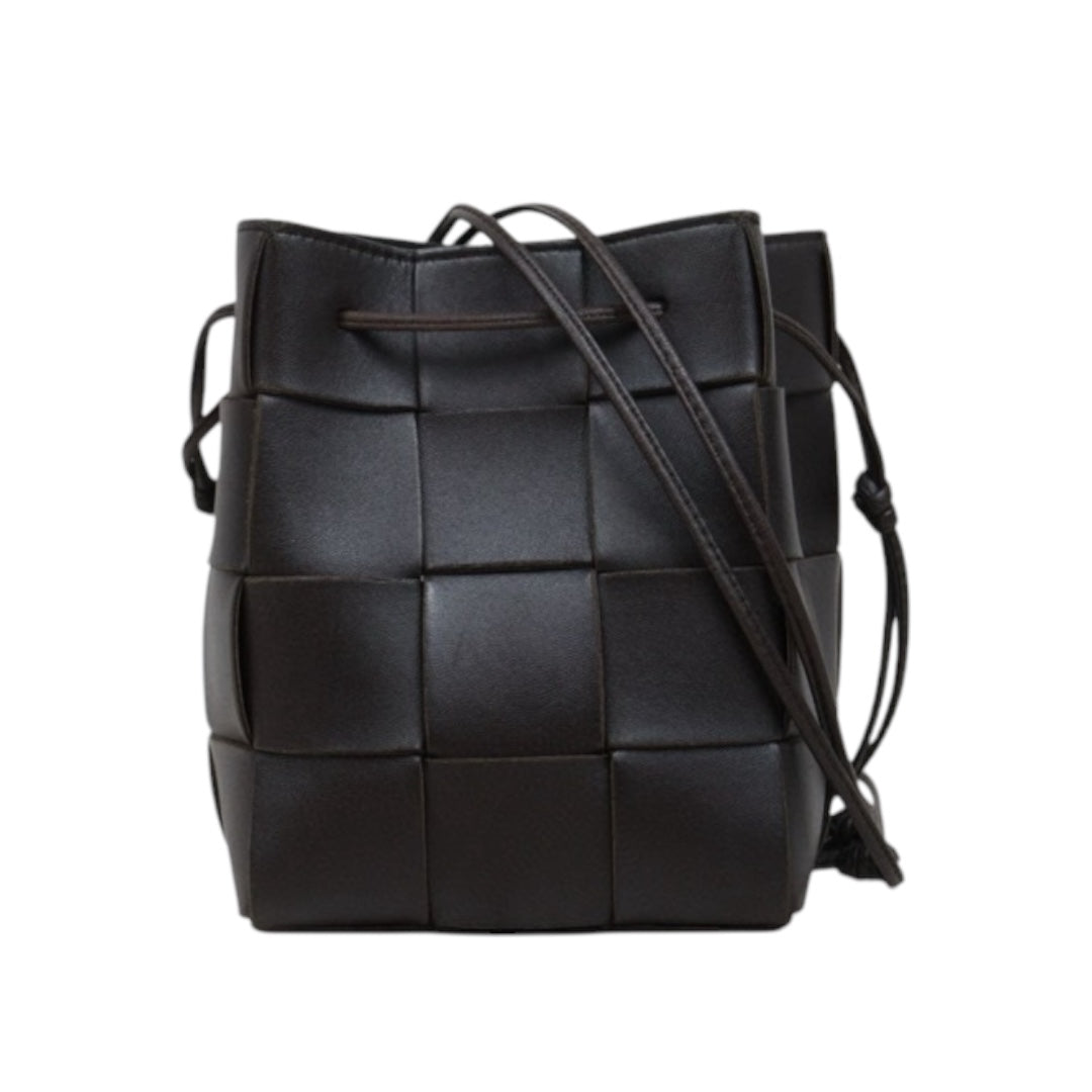 Bottega Veneta P25041410 Lamb Leather Woven Bucket Bag - Authentic Luxury Handbag for Women | Perfect for Work, Travel & Everyday Use