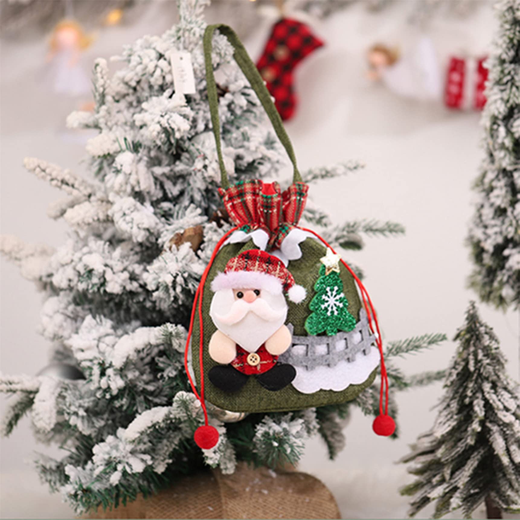 LNGOW 3D Christmas Fabric Bags - Reusable Santa Snowman Elk Drawstring Candy Bags for Holiday Party Decorations, Green | Perfect for Christmas Gift Wrapping, Stocking Stuffers & Home Decor