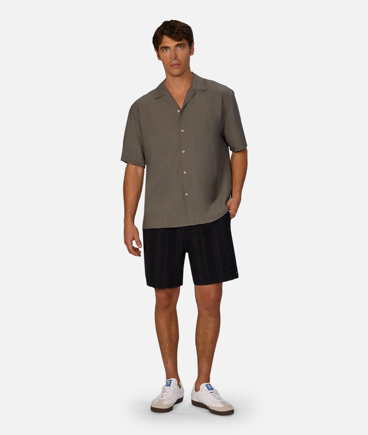 The Salamanca Short - Stylish Black Casual Shorts for Men | Perfect for Summer, Travel & Outdoor Activities