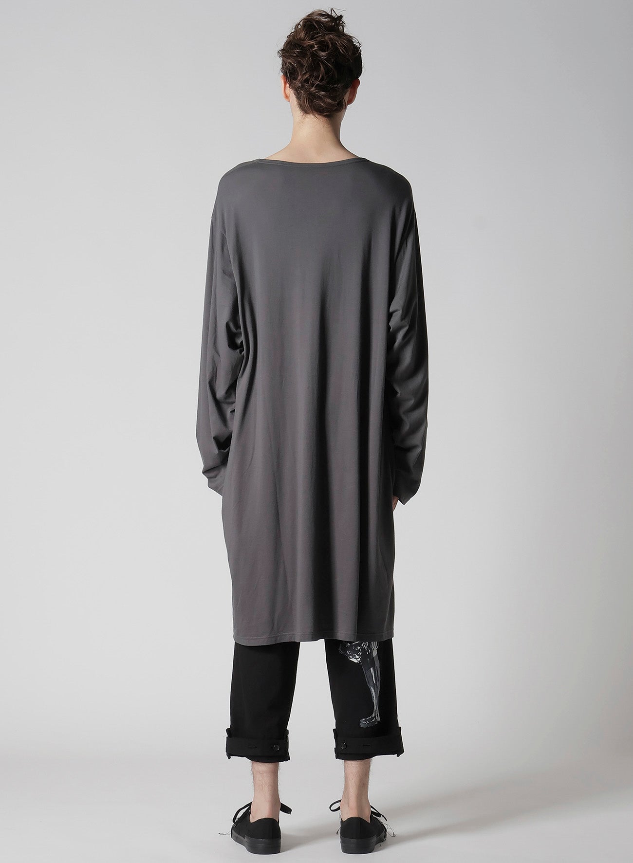 C/MO Jersey Big & Long Sleeve T-Shirt - Comfortable Oversized Fit for Men & Women - Perfect for Casual Wear, Layering & Street Style Fashion