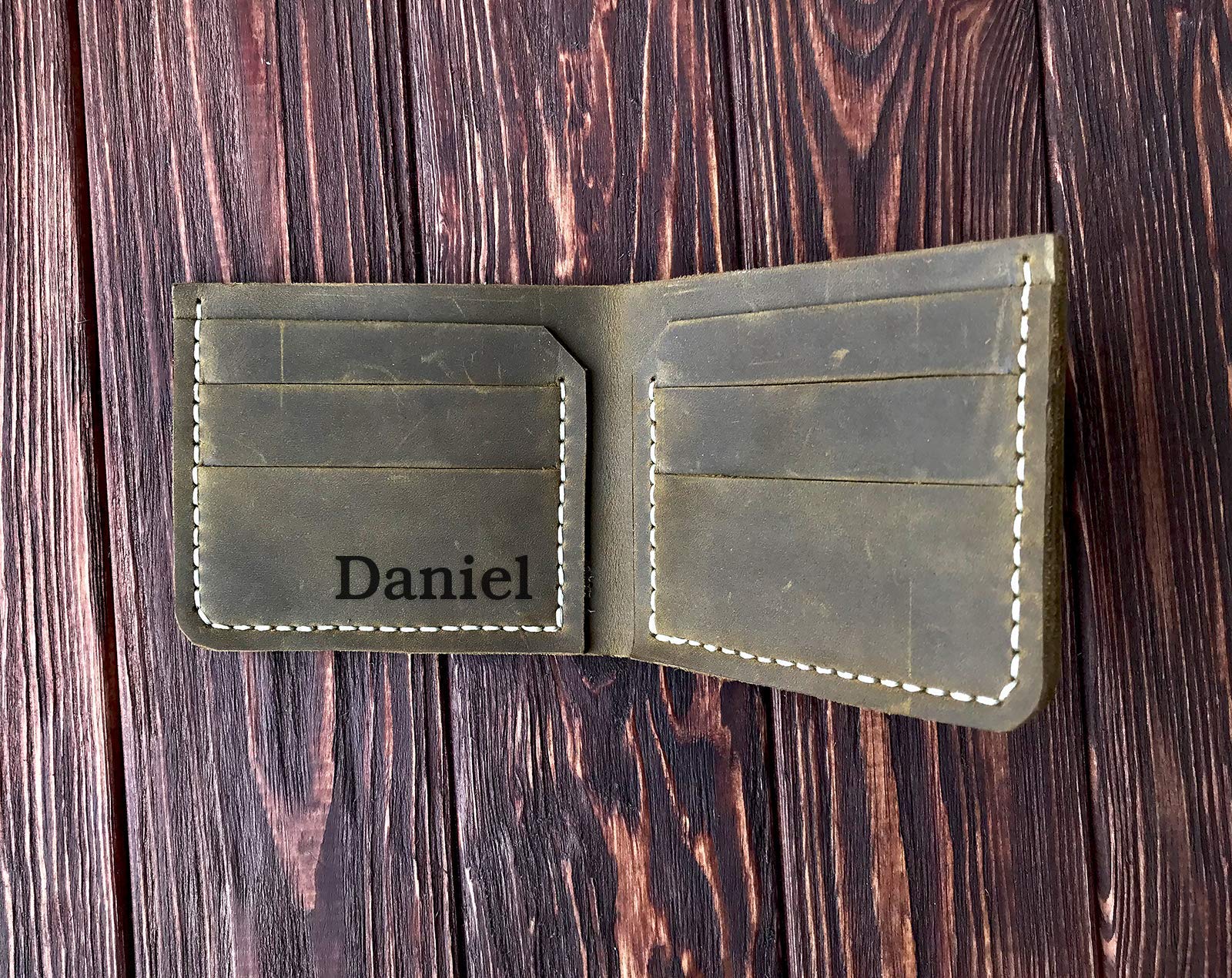 Legend of Zelda Triforce Leather Wallet for Men - Handmade Crazy Horse Leather Personalized Wallet - Unique Gamer Gift for Him, Father's Day, Husband or Boyfriend - Perfect for Gaming Enthusiasts & Collectors