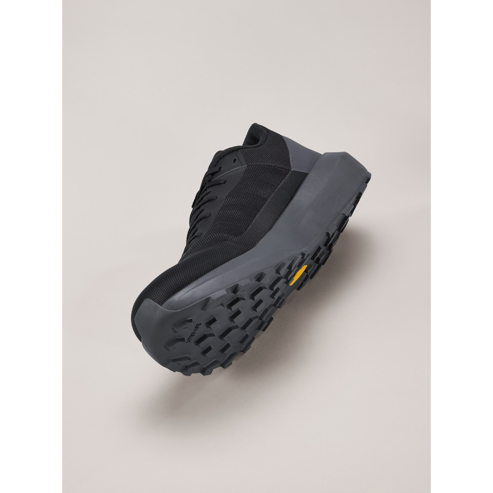 Arc'teryx Men's Norvan LD 4 Trail Running Shoes - Lightweight Waterproof Hiking Boots for Outdoor Adventures - Perfect for Trail Running, Hiking & Mountain Climbing