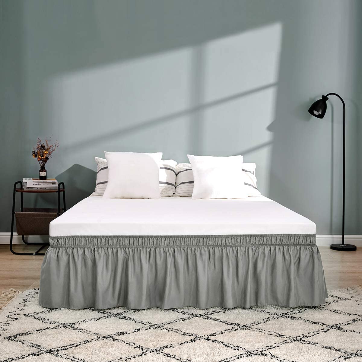 Premium Wrap Around Ruffled Bed Skirt - 100% Egyptian Cotton 600 Thread Count - Split Corner Dust Ruffle with Elastic - Silver Gray Solid - Fits California King Size Bed (21