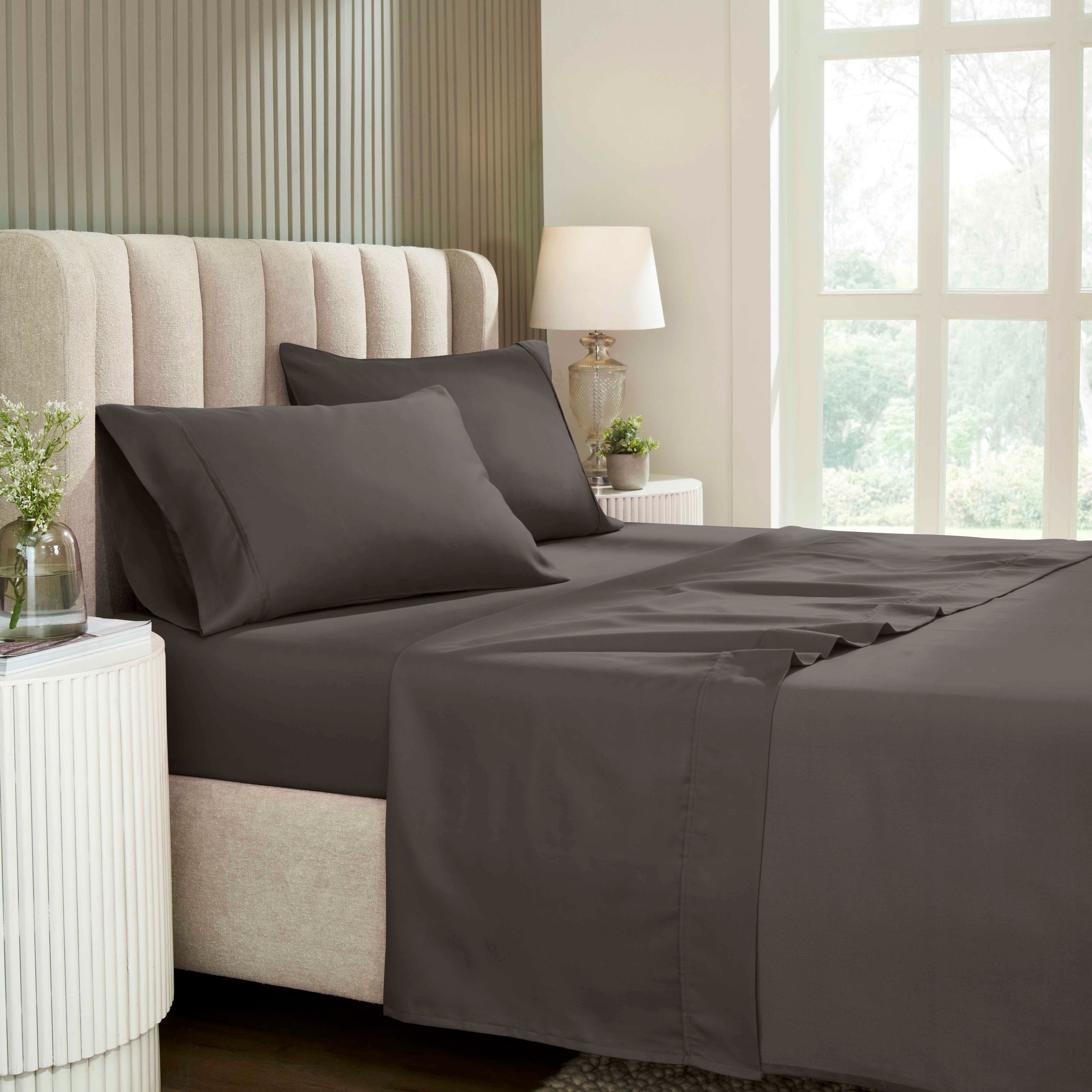 Premium 1200 Thread Count Cotton Rich Solid Deep Pocket Bed Sheet Set - Ultra Soft & Breathable for King/Queen Size Beds - Perfect for Home, Hotel, or Guest Room Comfort