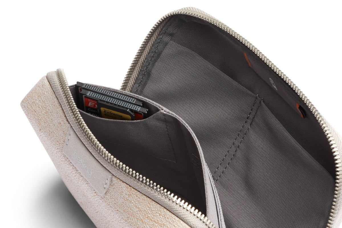 Bellroy Compact Tech Organizer - Slim Travel Cable Pouch for Phones, Chargers & Accessories | Perfect for Business Trips & Daily Commute