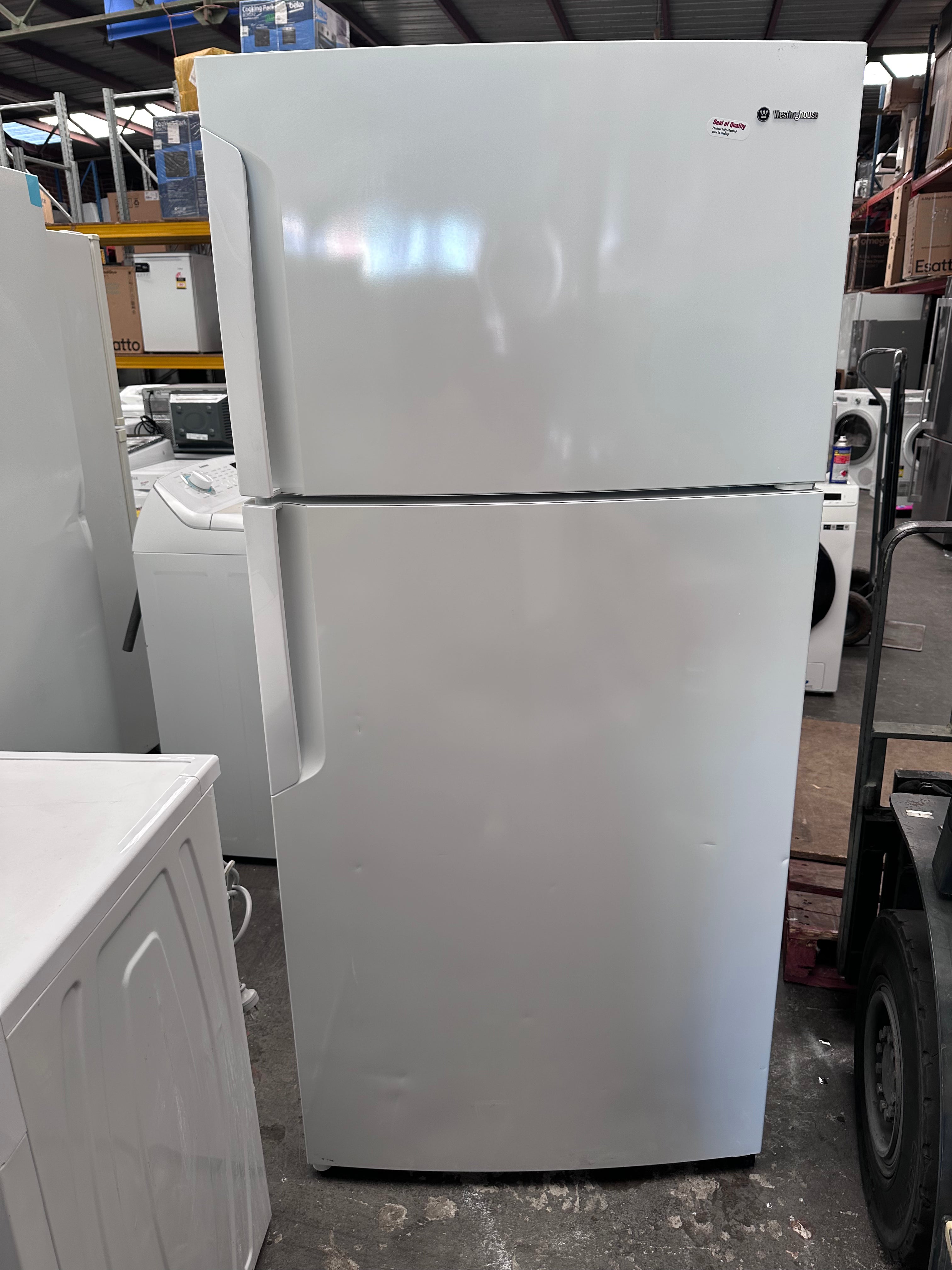 Westinghouse 540L Top Mount Refrigerator - Energy Efficient, Spacious Design for Large Families | Perfect for Kitchens, Basements & Garages | Certified Refurbished