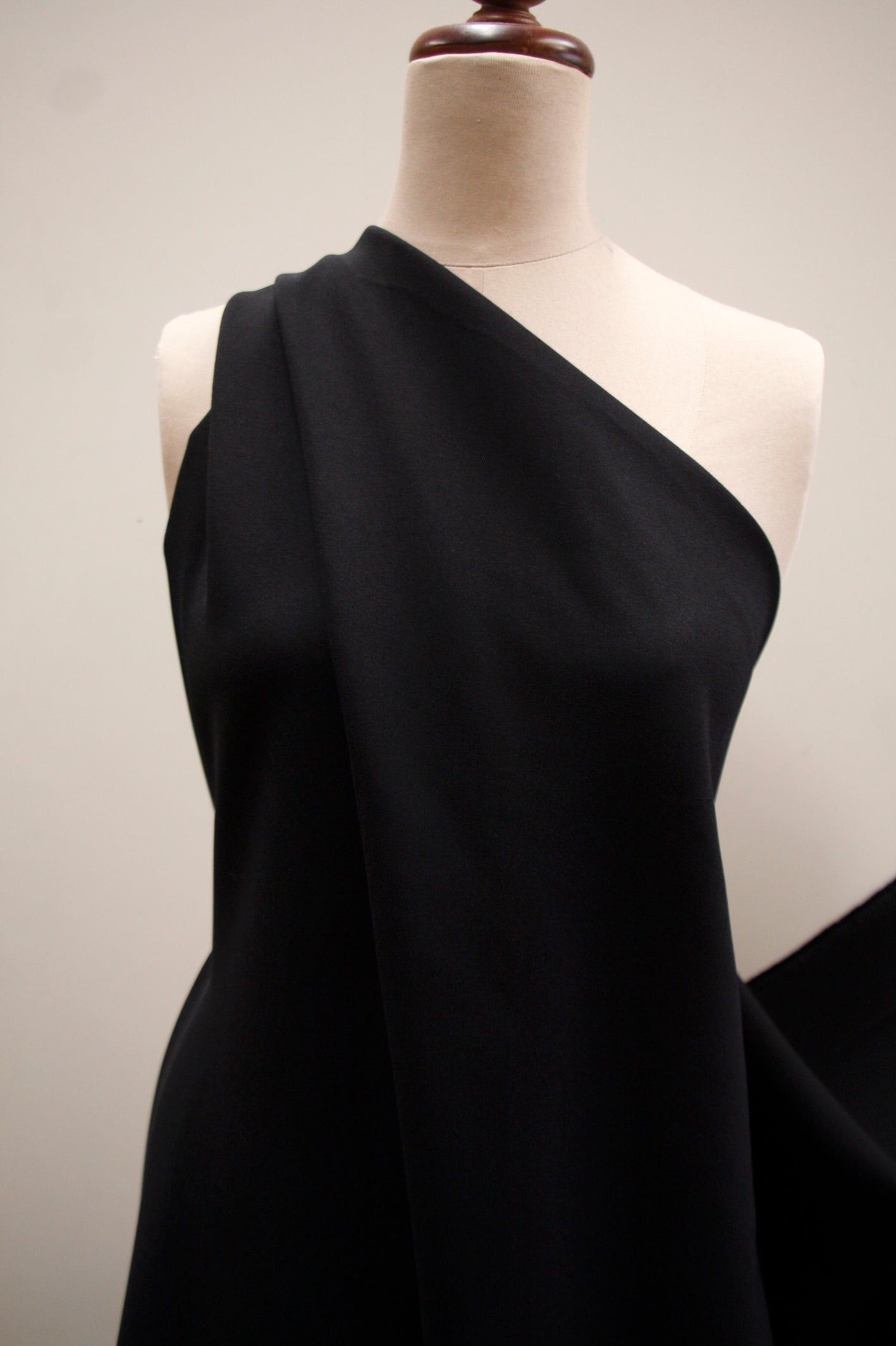 Black Lavinia Crepe - Elegant Flowy Chiffon Fabric for Dresses, Skirts & Evening Gowns | Perfect for Formal Events, Weddings & Special Occasions