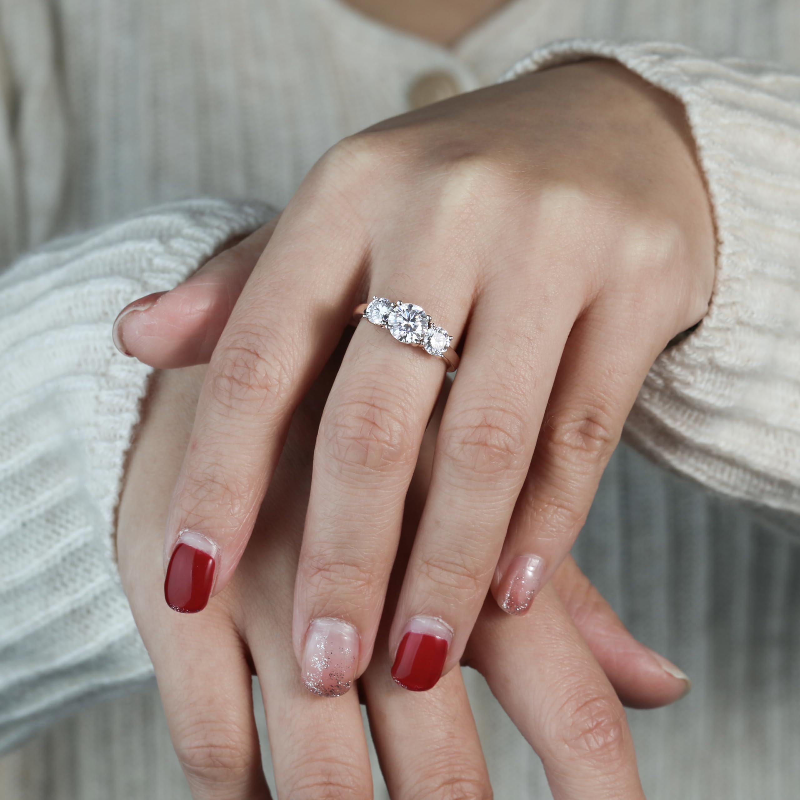 Moissanite Engagement Ring for Women - D Color VVS1 Sterling Silver Wedding Band - Perfect for Proposals, Anniversaries & Bridal Jewelry