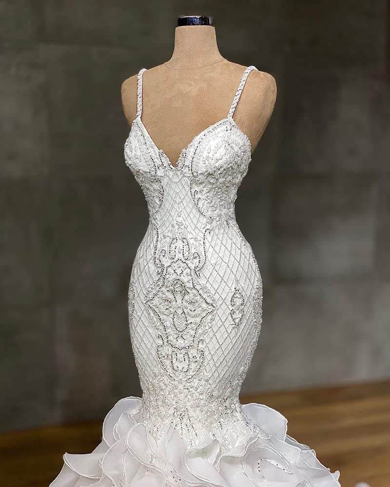 Sparkling V-Neck Sequin Mermaid Evening Gown - Elegant Organza Prom Dress for Pageant, Formal Ball & Shower Party - Long Sleeve Glamorous Ballgown for Special Occasions & Red Carpet Events