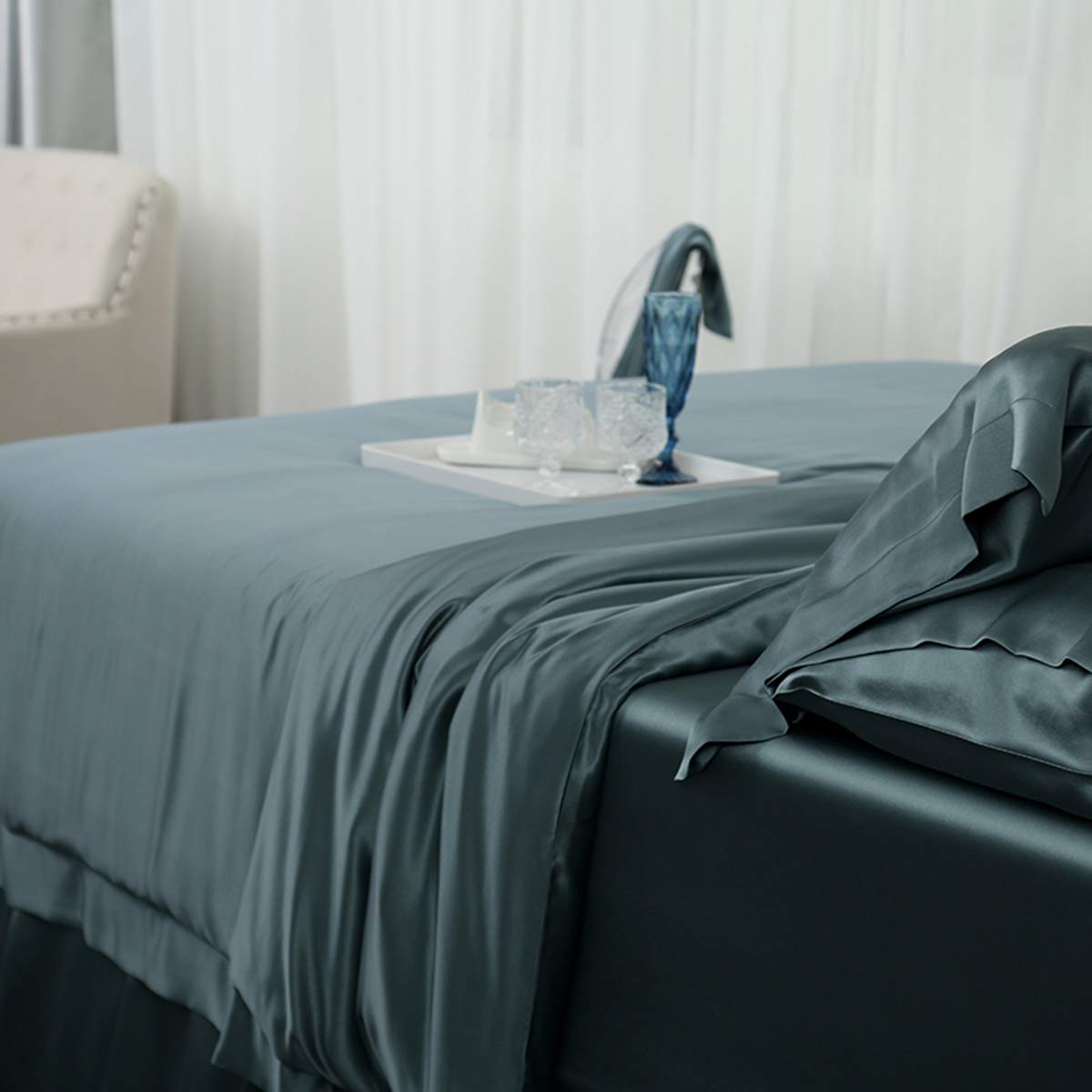 Orose 25 Momme 100% Mulberry Silk Duvet Cover - King Size Indigo Blue Luxury Bedding Set for Hotel & Home Use - Breathable Silk Comforter Cover with Premium Silk Sheets
