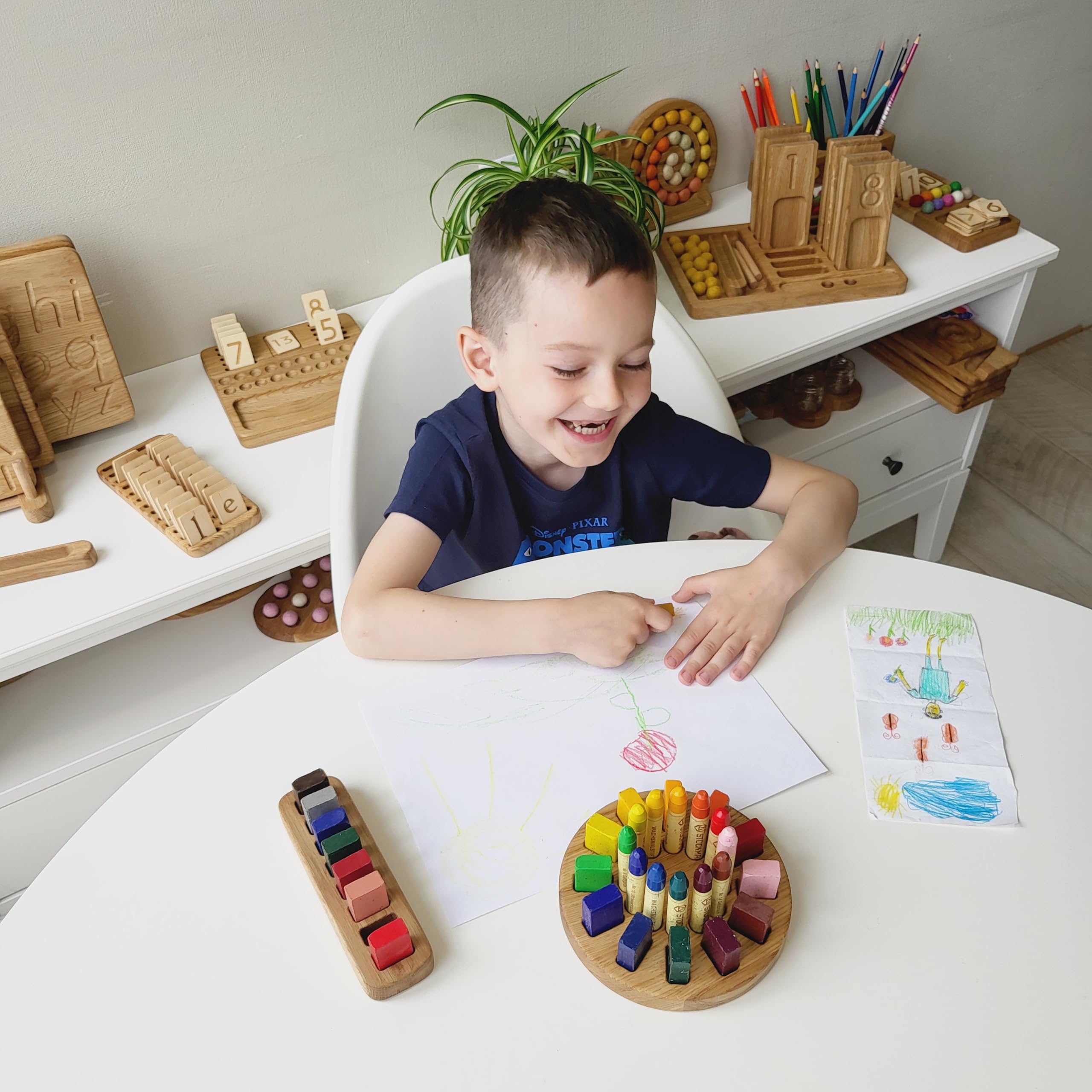 Stockmar Crayon Holder for 12 Blocks & 12 Sticks - Personalized Waldorf School Gift, Kids Desk Organizer, Montessori Art Supplies (Crayons Not Included) - Perfect for Classroom & Home Learning Activities