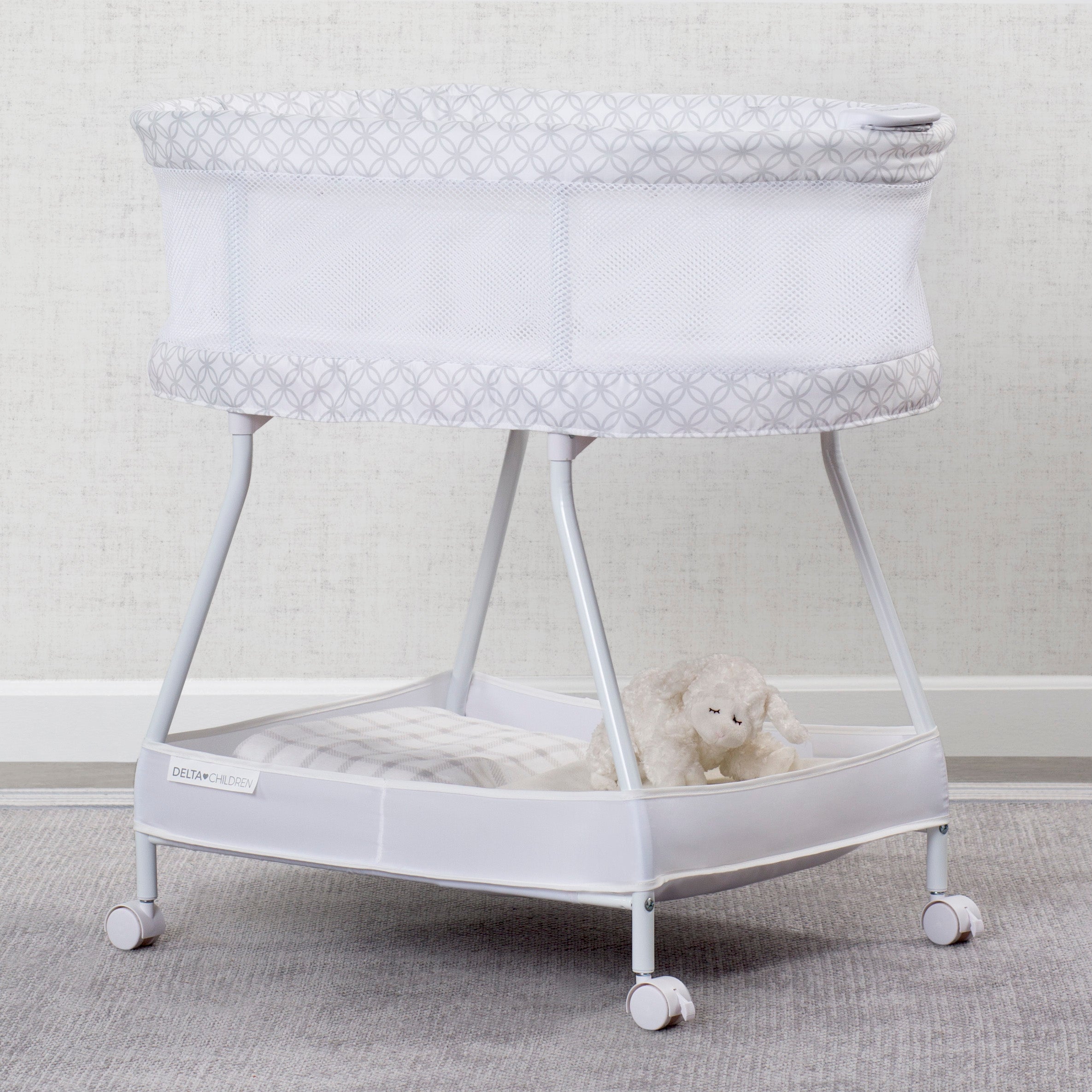 Sweet Dreams Baby Bassinet with Breathable Airflow Mesh - Perfect for Nursery, Bedroom & Travel - Safe & Comfortable Infant Sleeper for Newborns