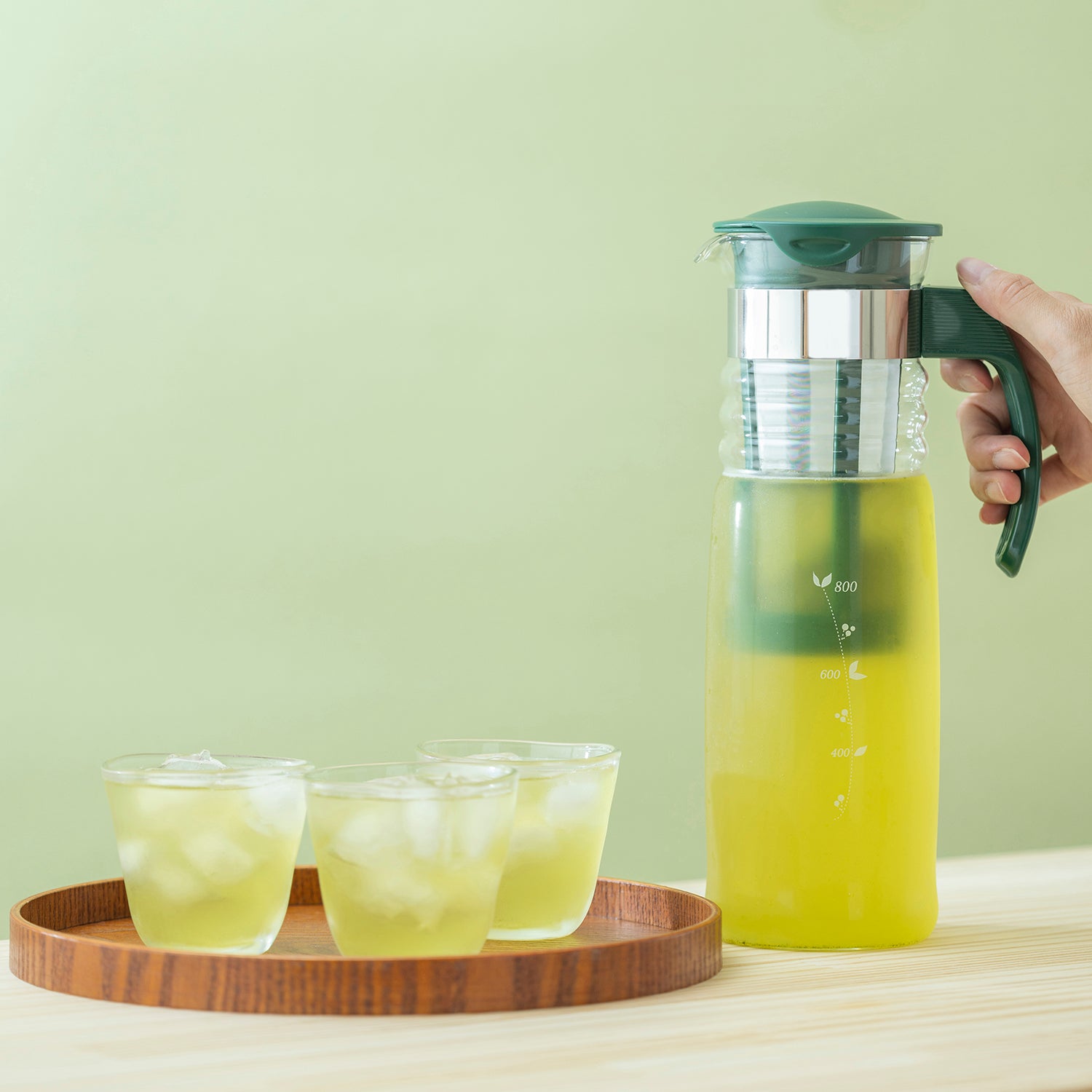 Hario 1.2L Heat-Resistant Glass Iced Tea Maker with Handle - Perfect for Brewing Cold Brew Tea, Iced Coffee & Refreshing Summer Drinks at Home or Office